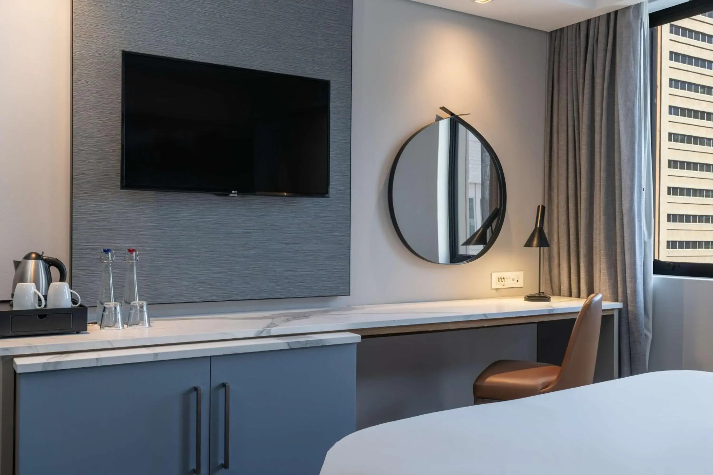 Bedroom, Bed in Radisson Hotel Cape Town Foreshore Bedroom, Bed in Radisson Hotel Cape Town Foreshore