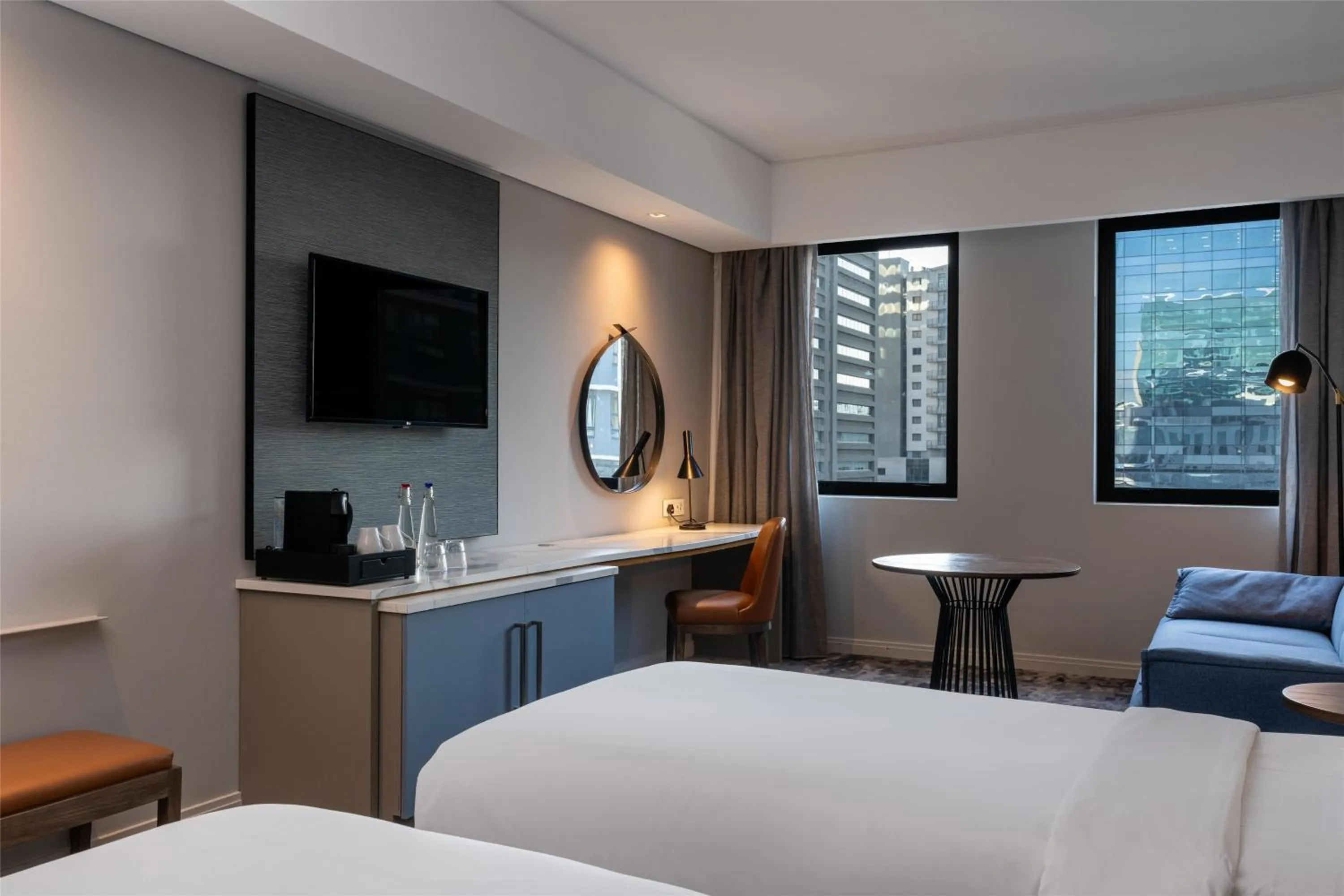 Photo of the whole room, Bed in Radisson Hotel Cape Town Foreshore