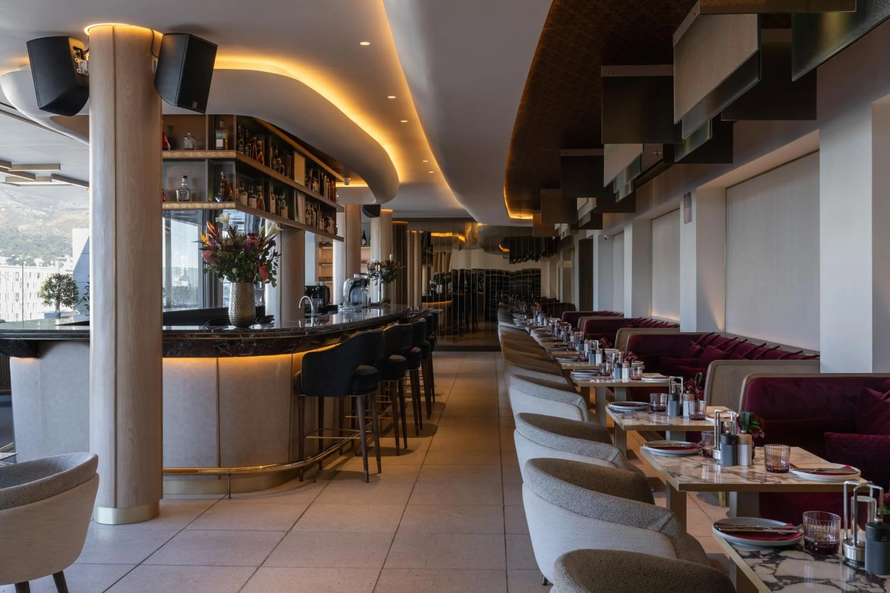 Restaurant/places to eat in Radisson Hotel Cape Town Foreshore