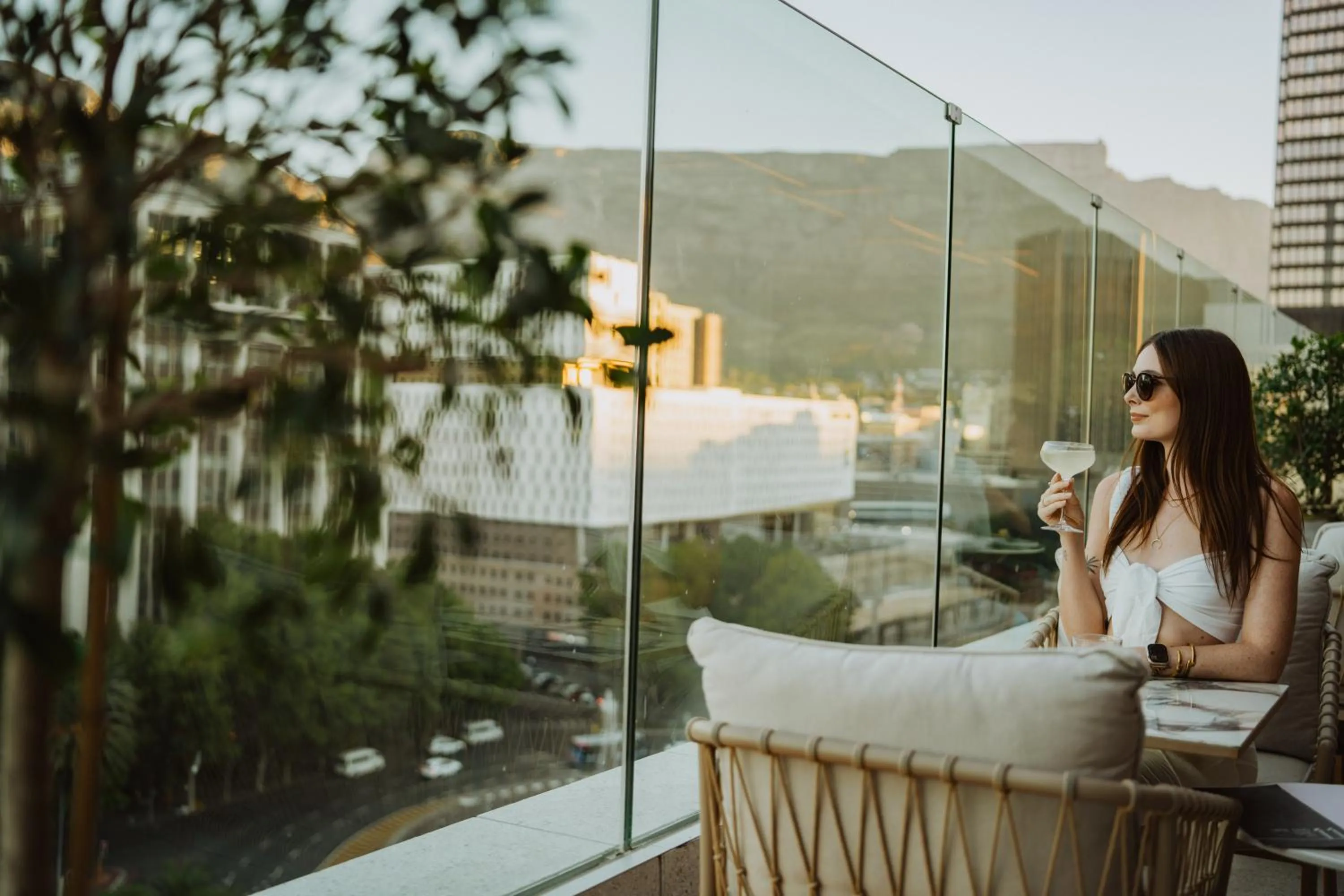 Property building in Radisson Hotel Cape Town Foreshore