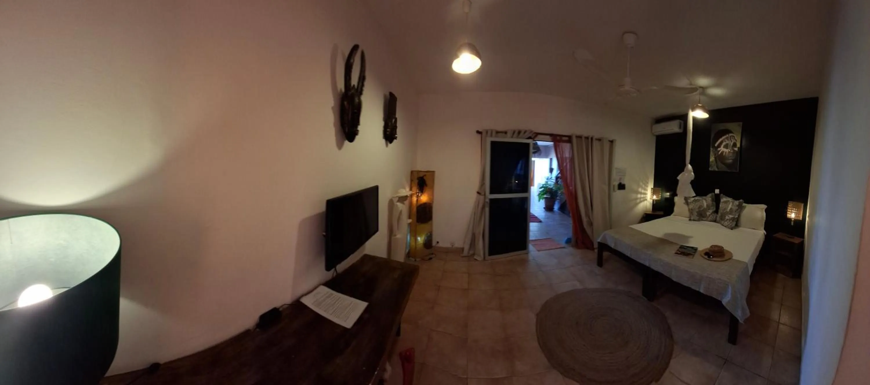 Bed in La Maison Abaka