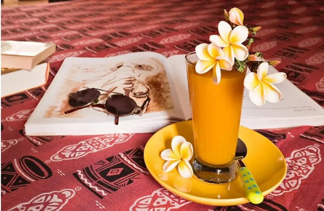 Food and drinks in La Maison Abaka Food and drinks in La Maison Abaka