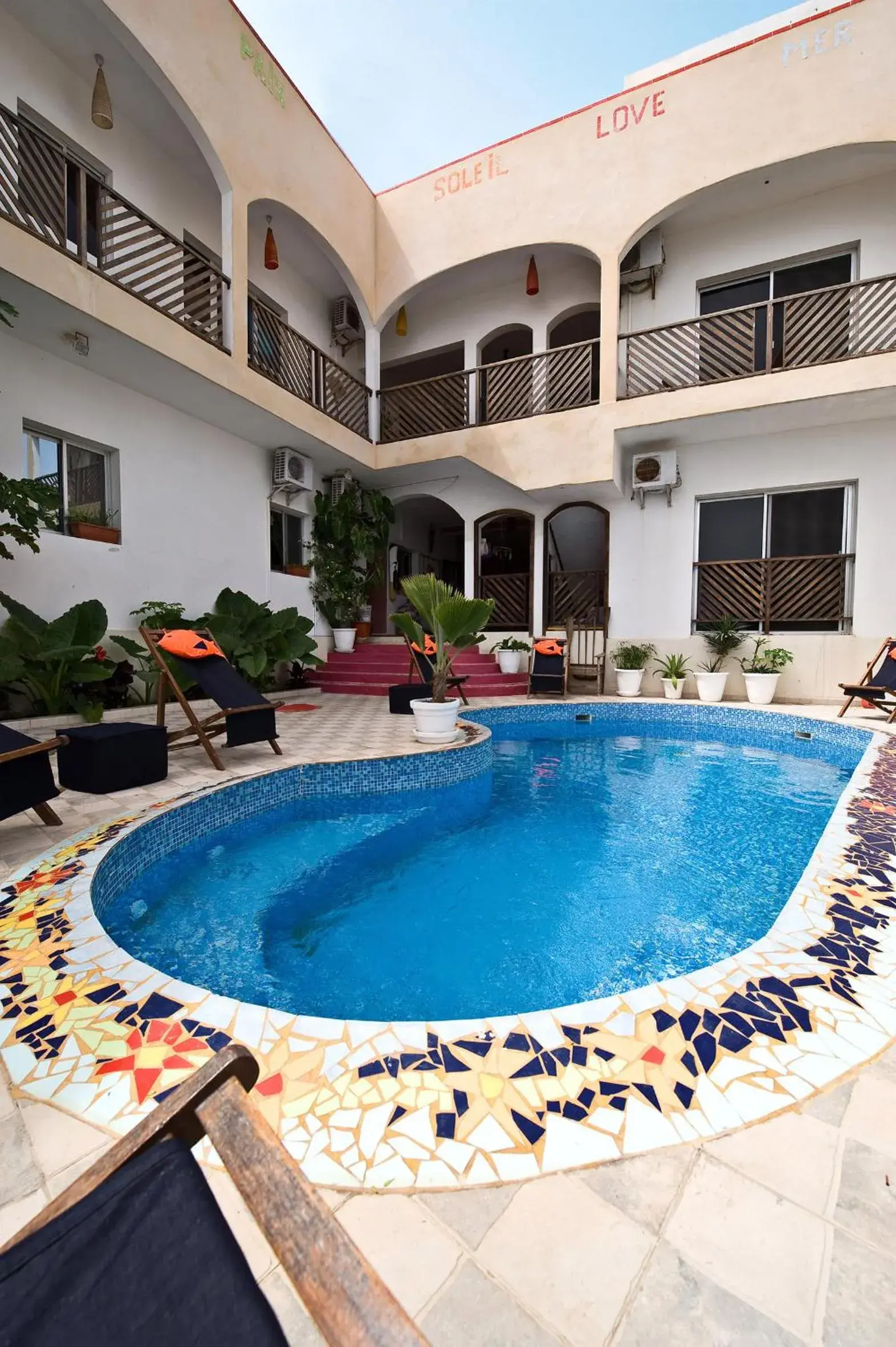 Swimming pool in La Maison Abaka Swimming pool in La Maison Abaka