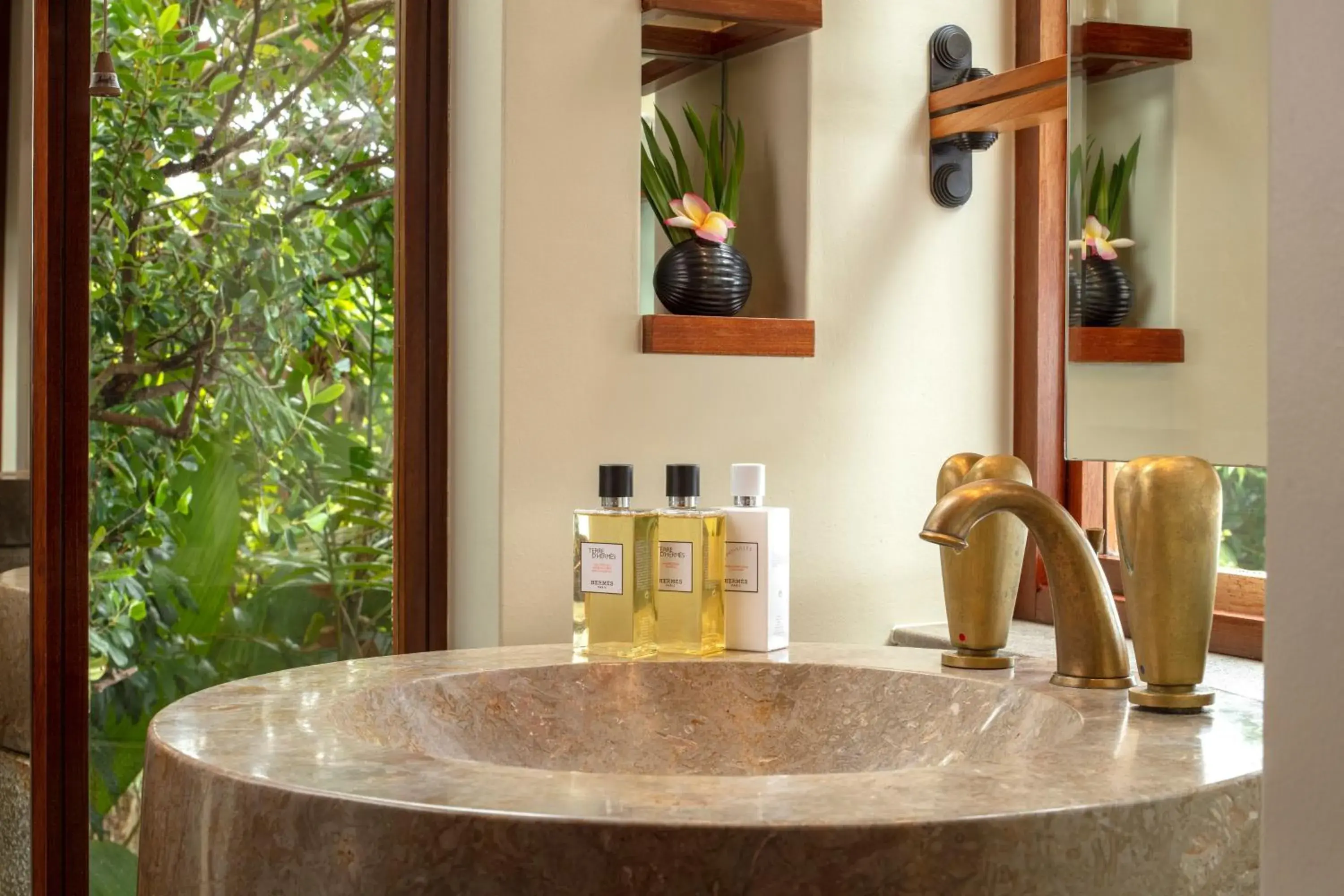 Bathroom in Anantara Maia Seychelles Villas Bathroom in Anantara Maia Seychelles Villas