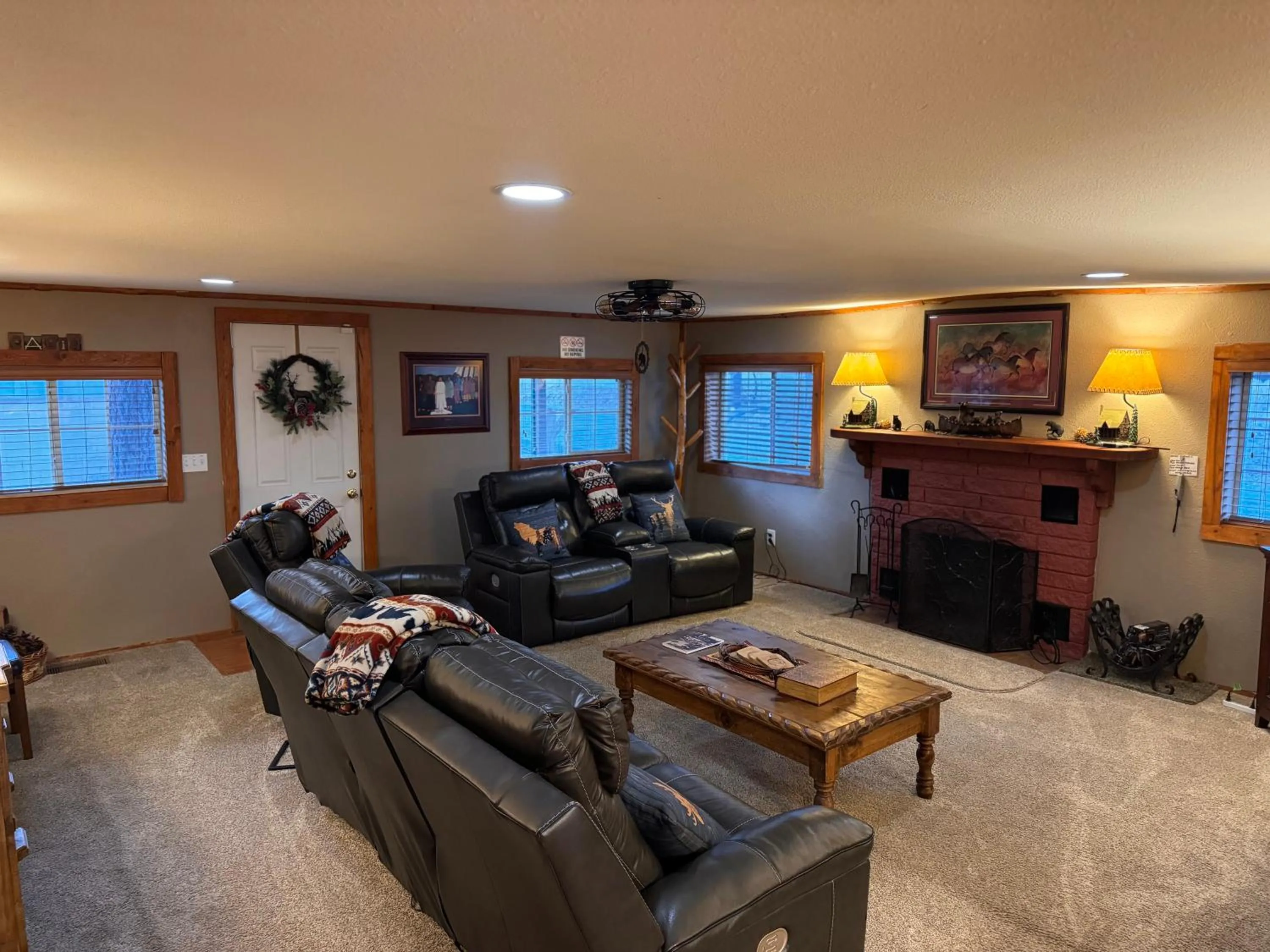 TV and multimedia in Gonzales Cozy Little Bear Cabin