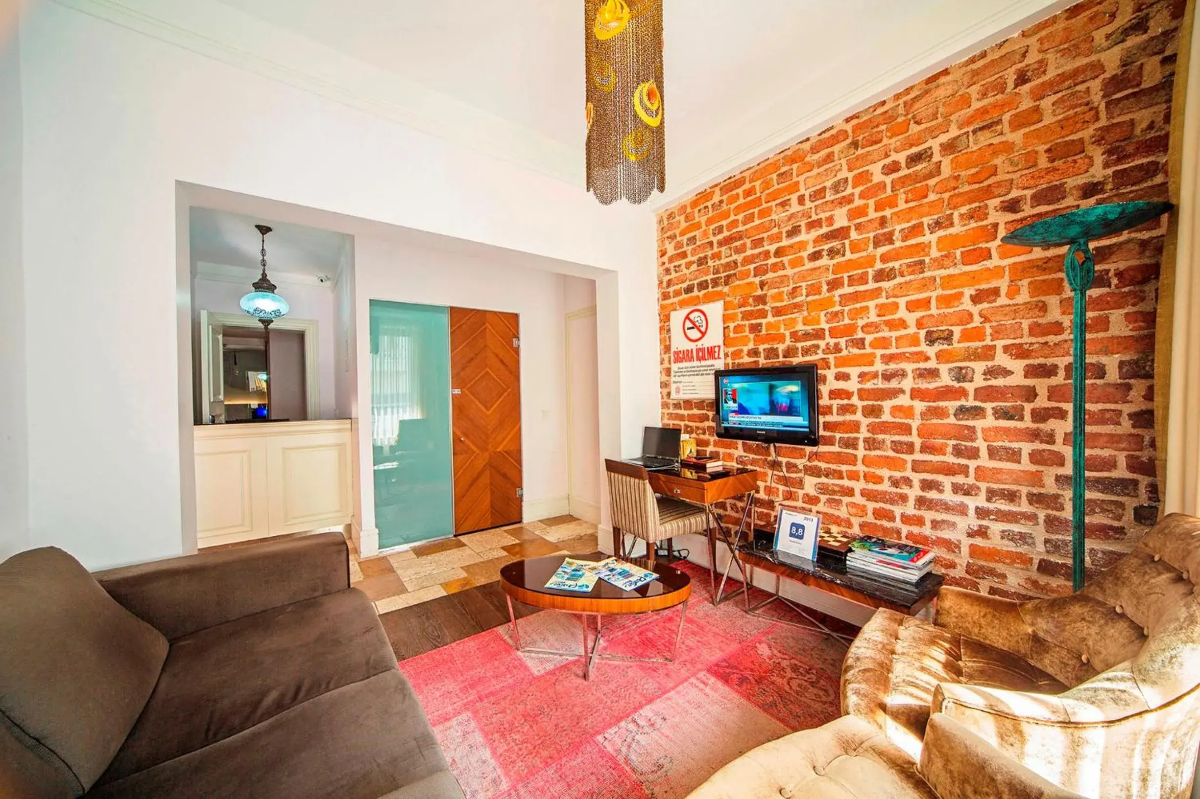 Lobby or reception in Azade Suites Lobby or reception in Azade Suites