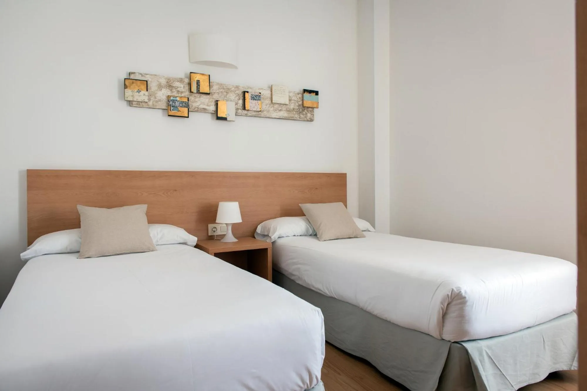 Text overlay, Bed in Apartamentos Aura Park Fira BCN