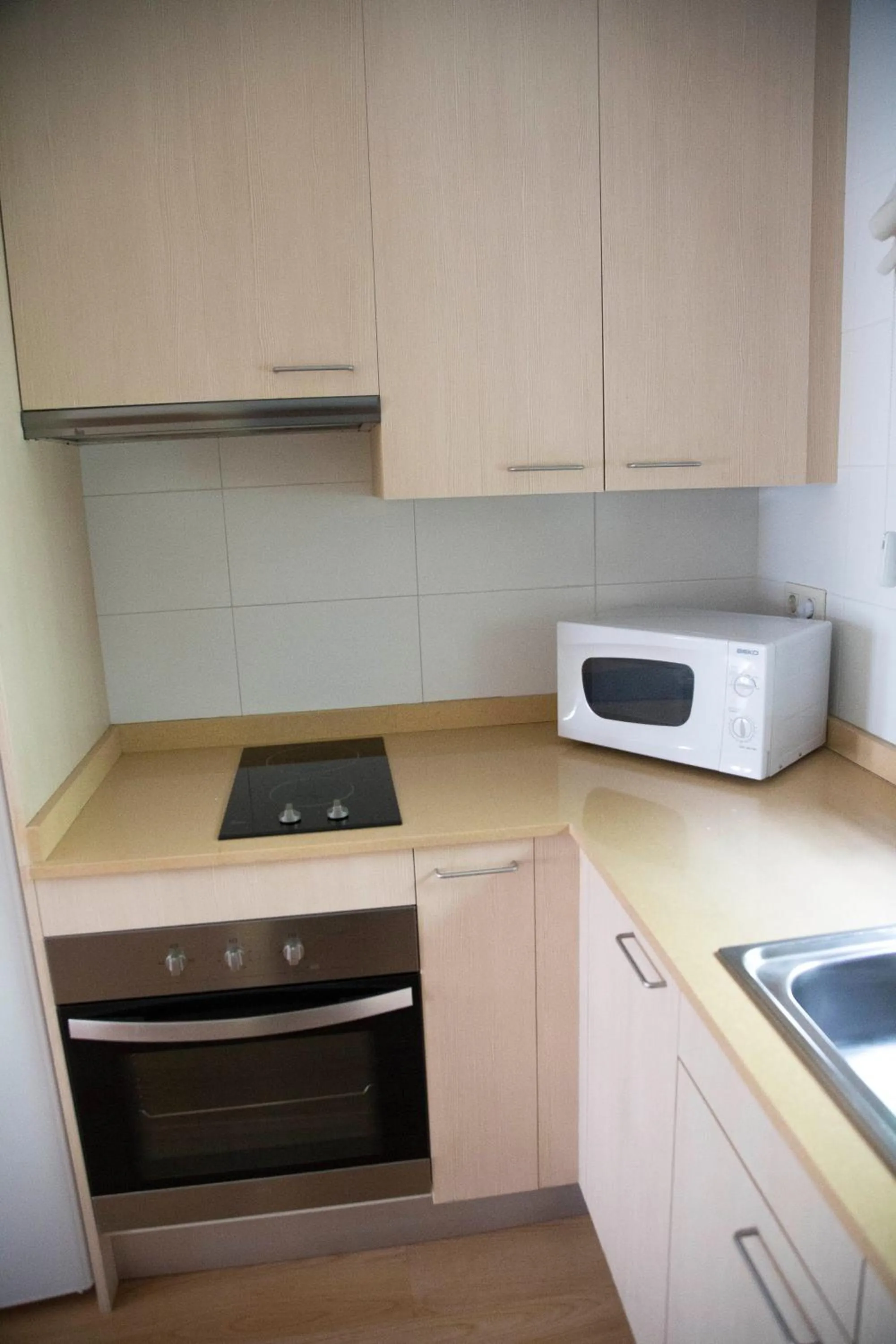 Kitchen or kitchenette in Apartamentos Aura Park Fira BCN