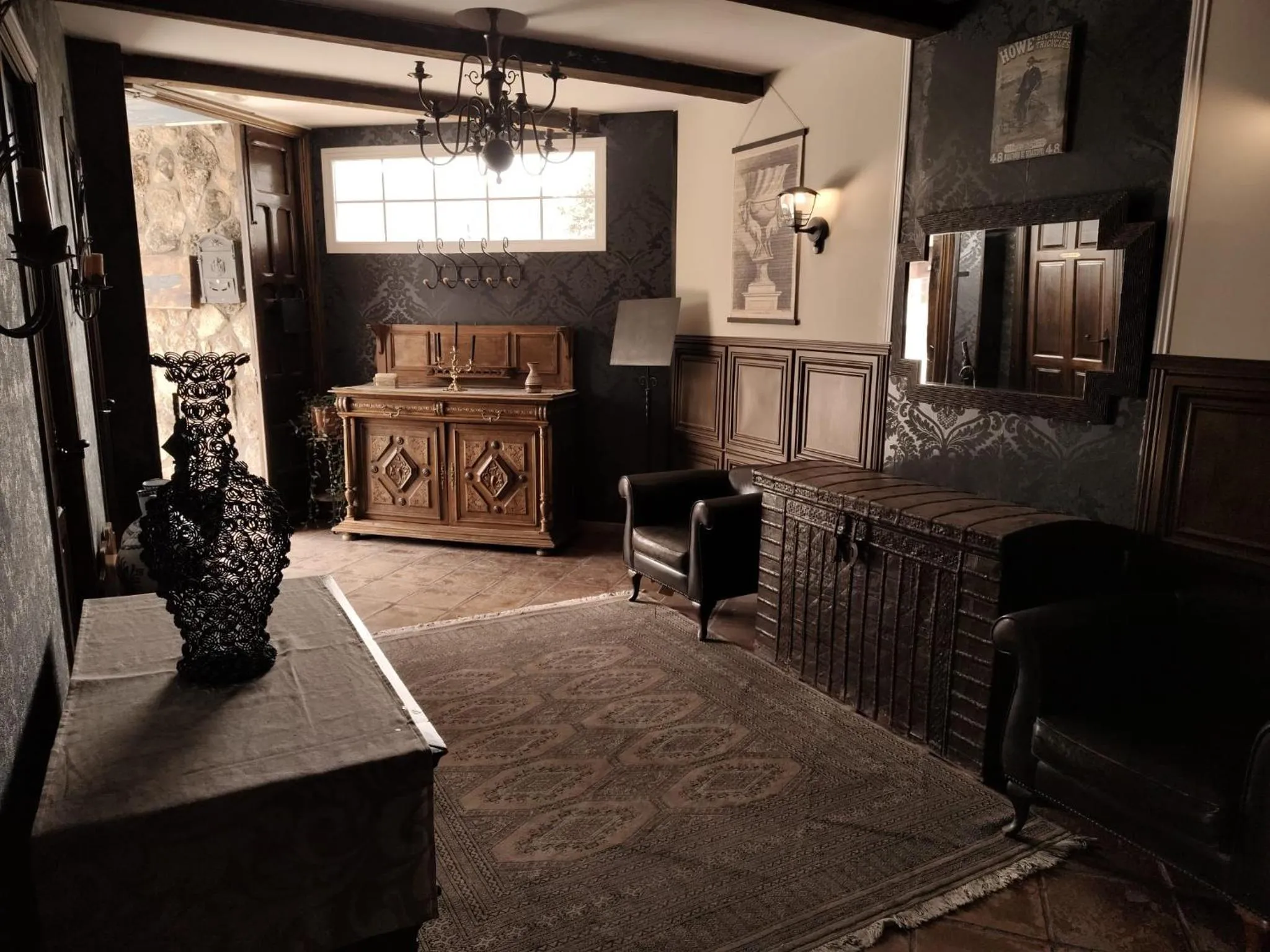 Lobby or reception in Hotel Rural La Pedriza Original