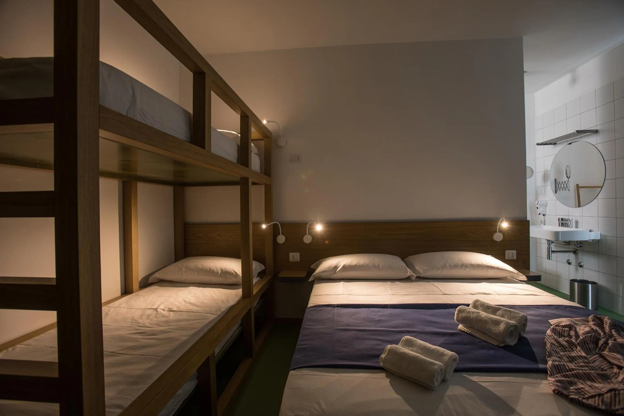 Bed in Senia_rooms_design