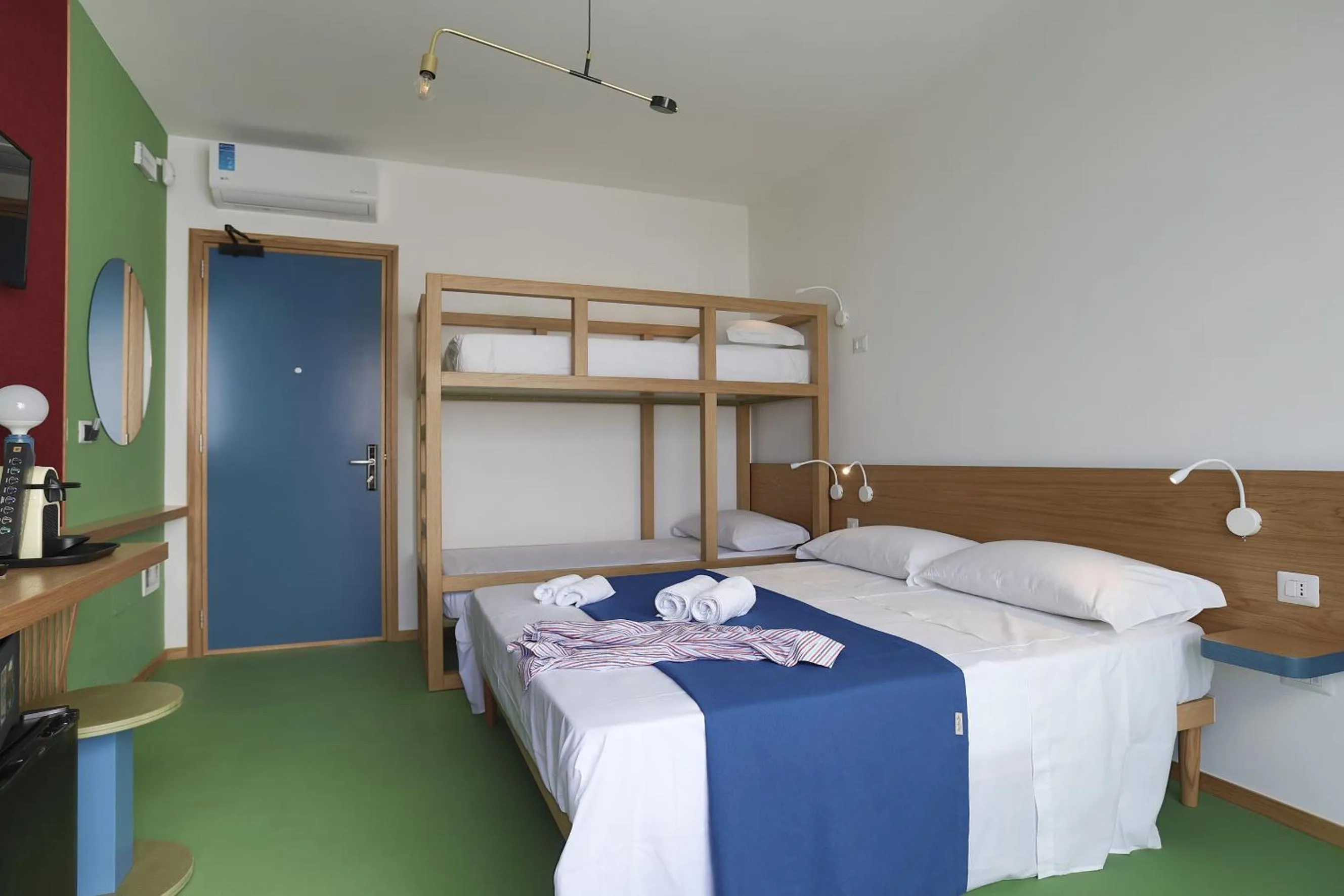 Bed in Senia_rooms_design