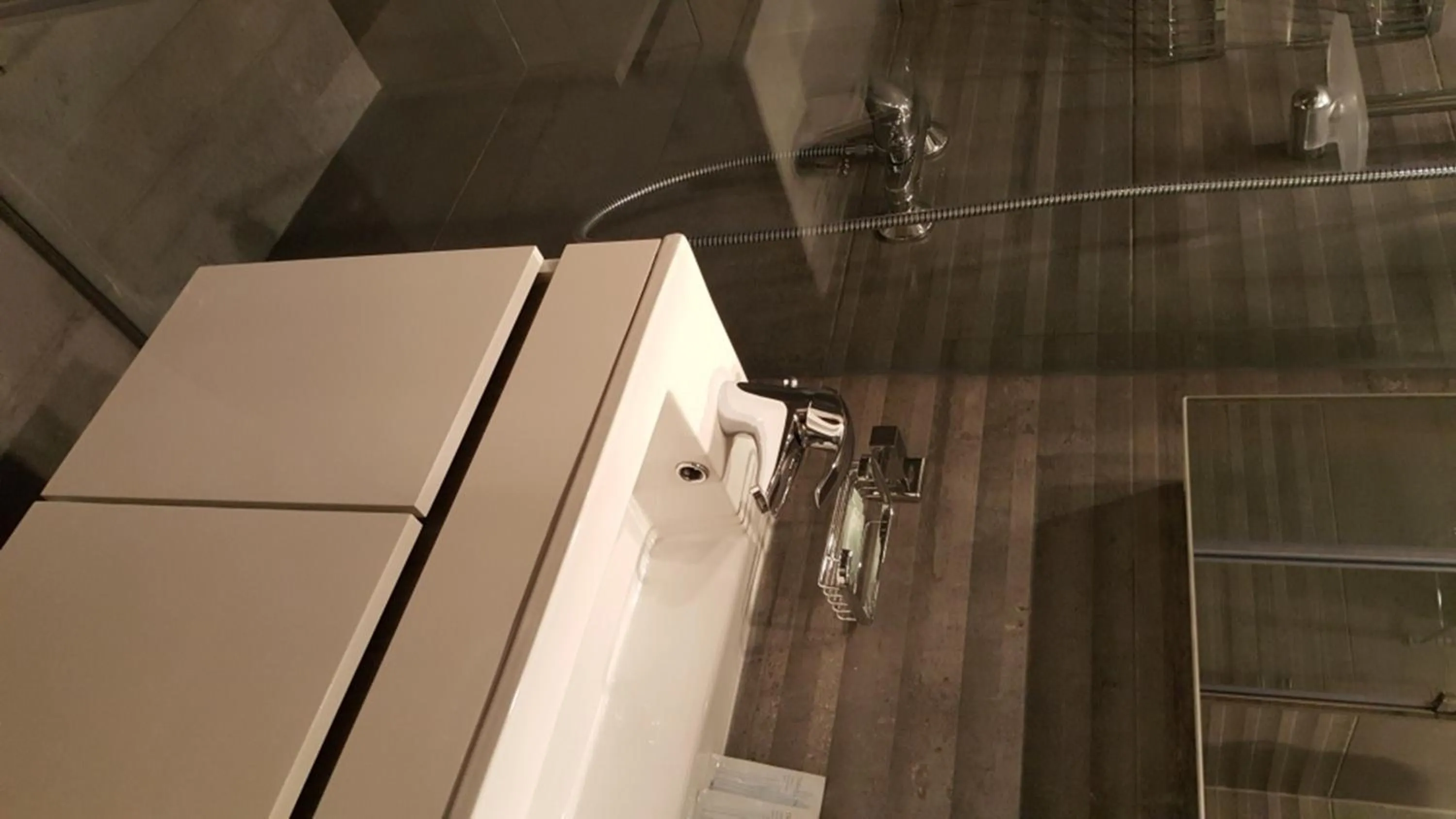 Bathroom in Pebbles Boutique Aparthotel