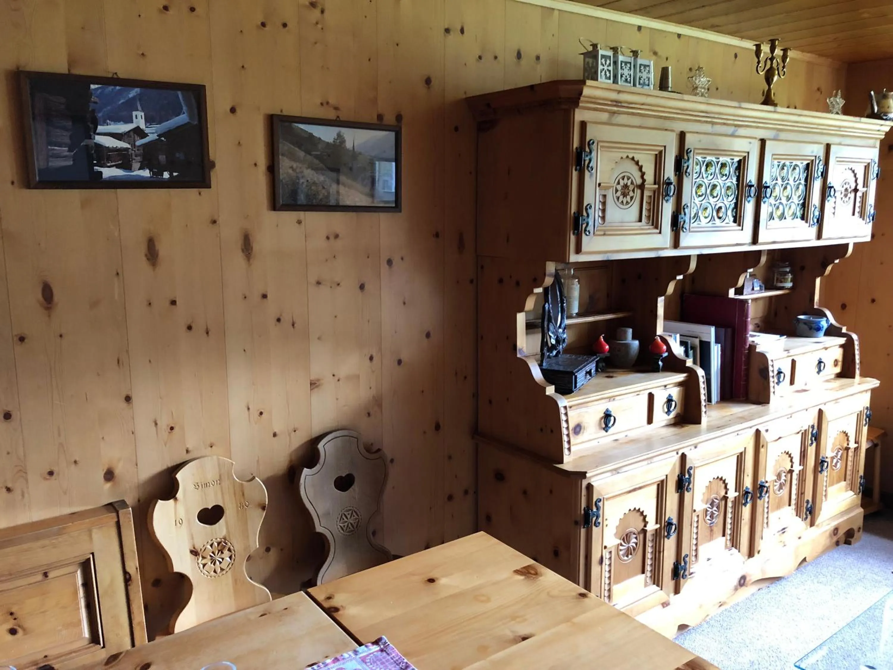 Communal lounge/ TV room in Hotel Walser