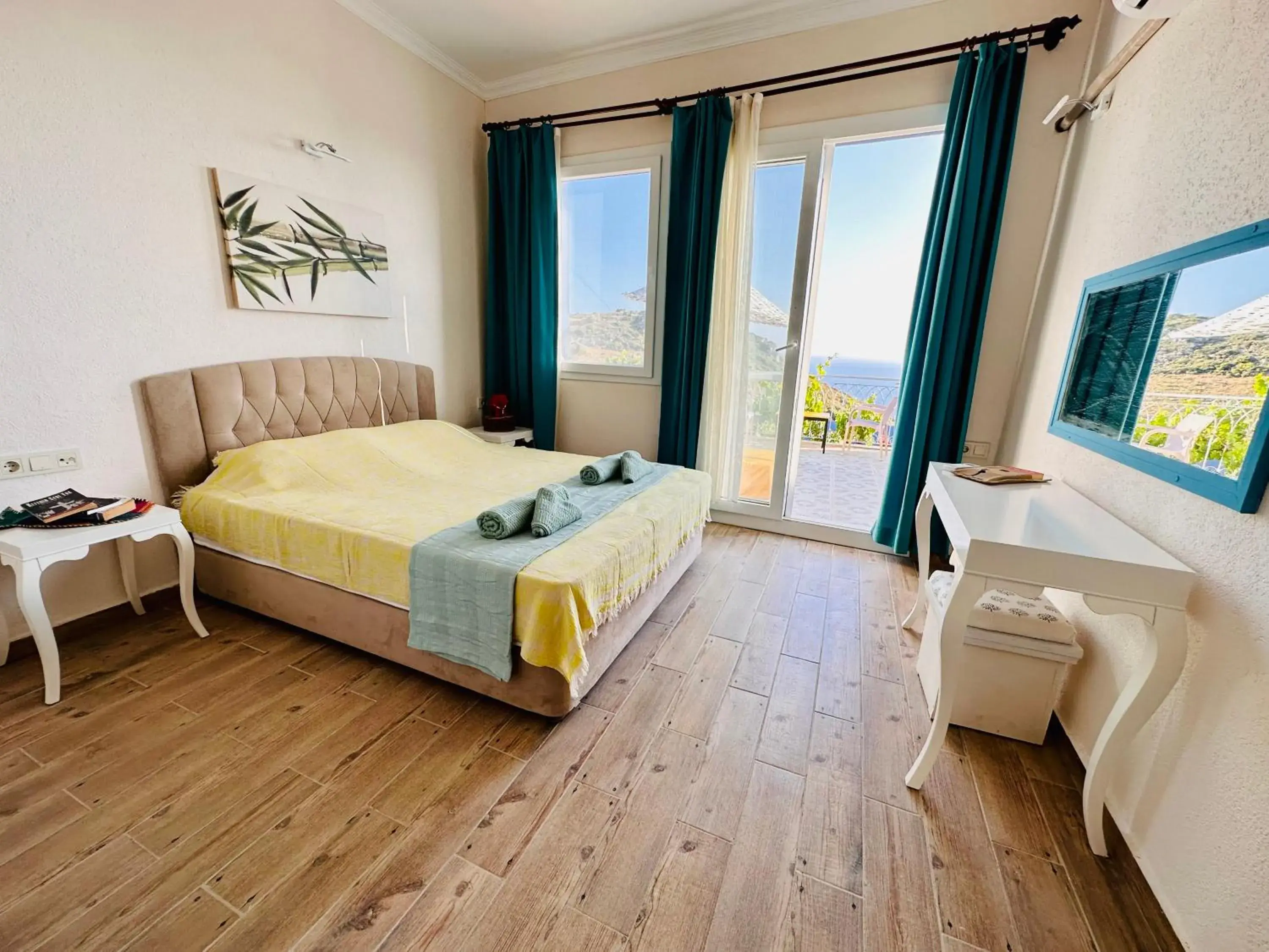 Double Room with Balcony and Sea View in Goknar Knidos Eco Hotel & Farm Double Room with Balcony and Sea View in Goknar Knidos Eco Hotel & Farm