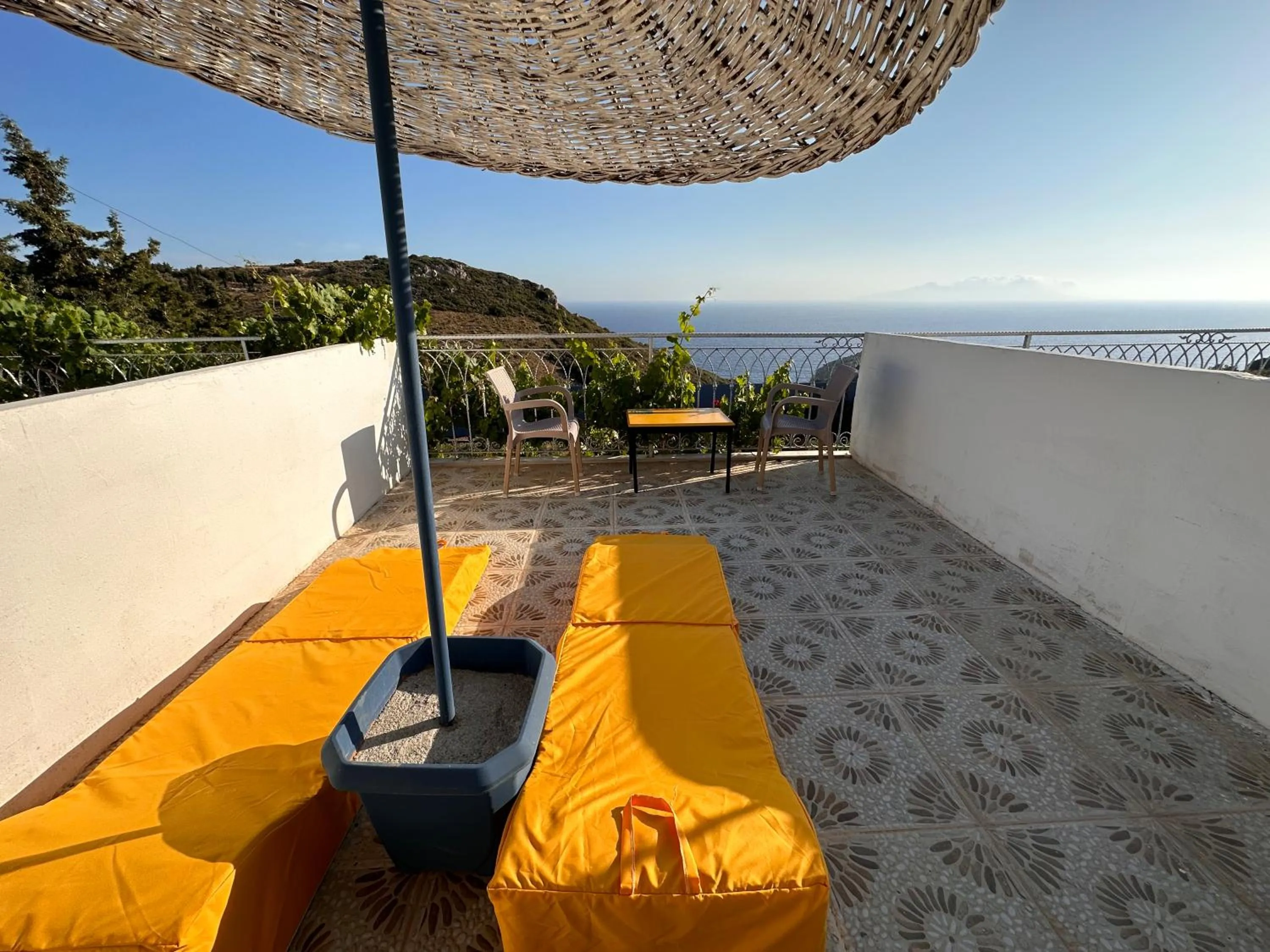Balcony/Terrace in Goknar Knidos Eco Hotel & Farm