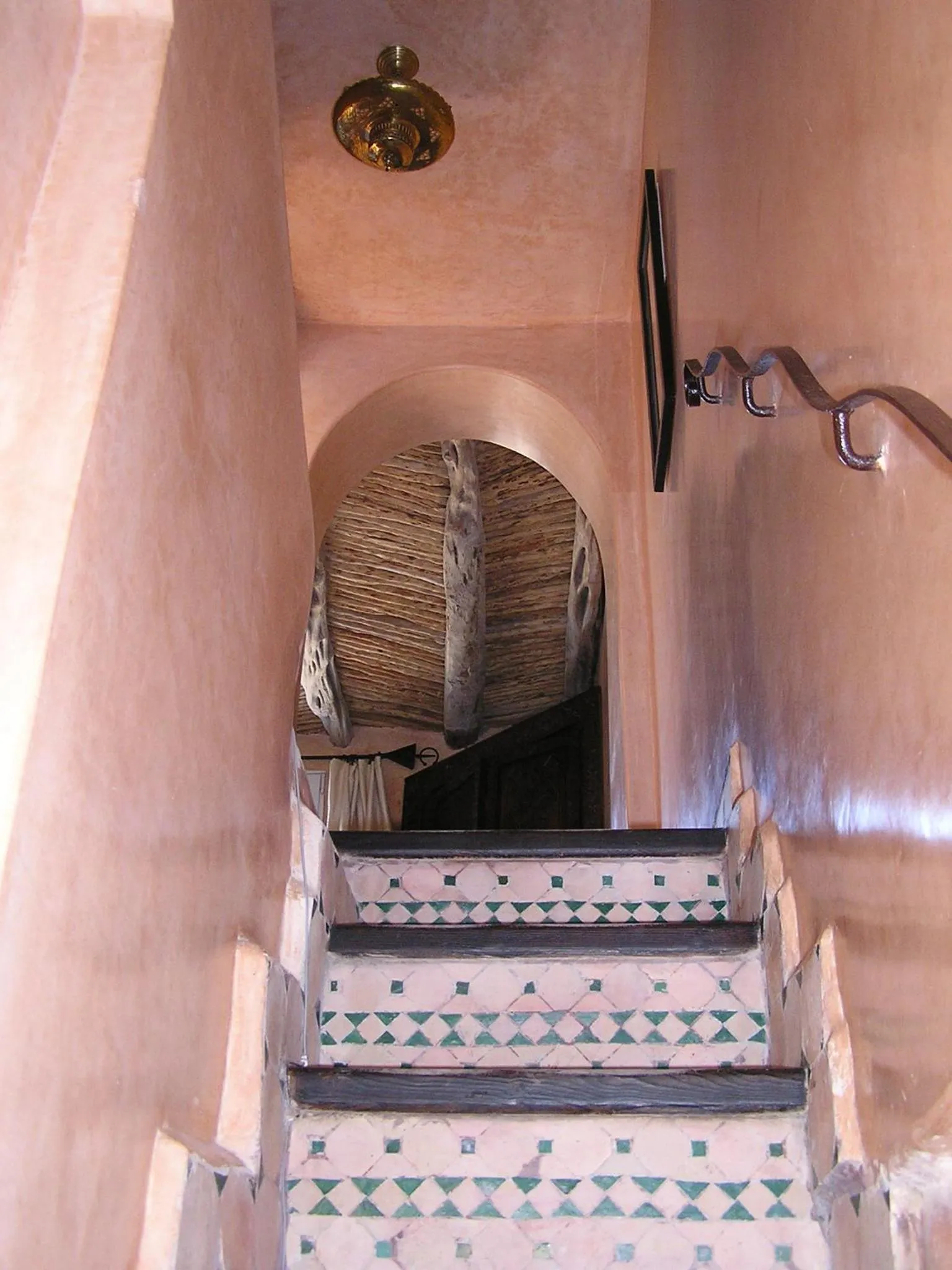 Decorative detail in Dar Al Bahar