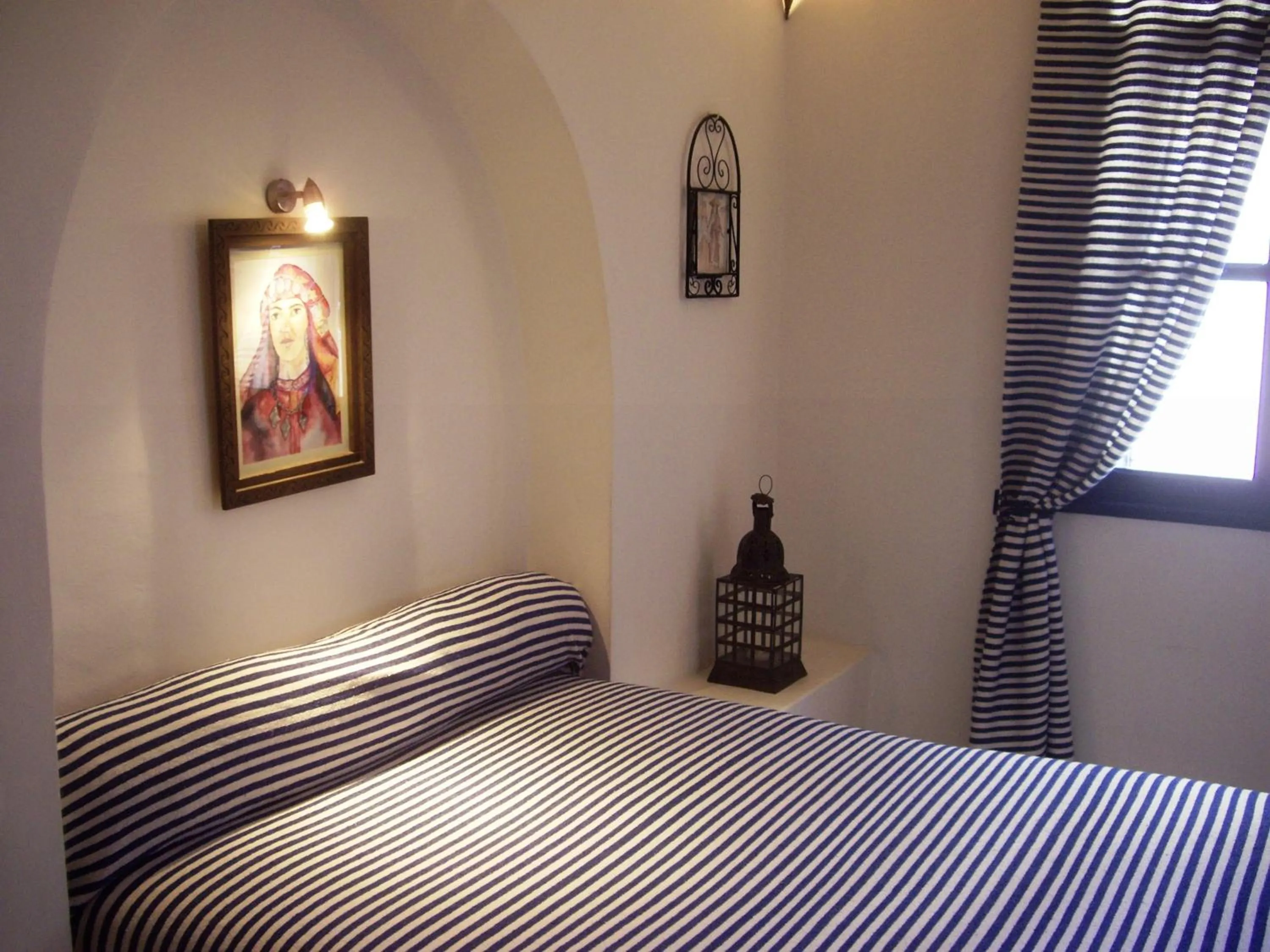 Photo of the whole room, Bed in Dar Al Bahar