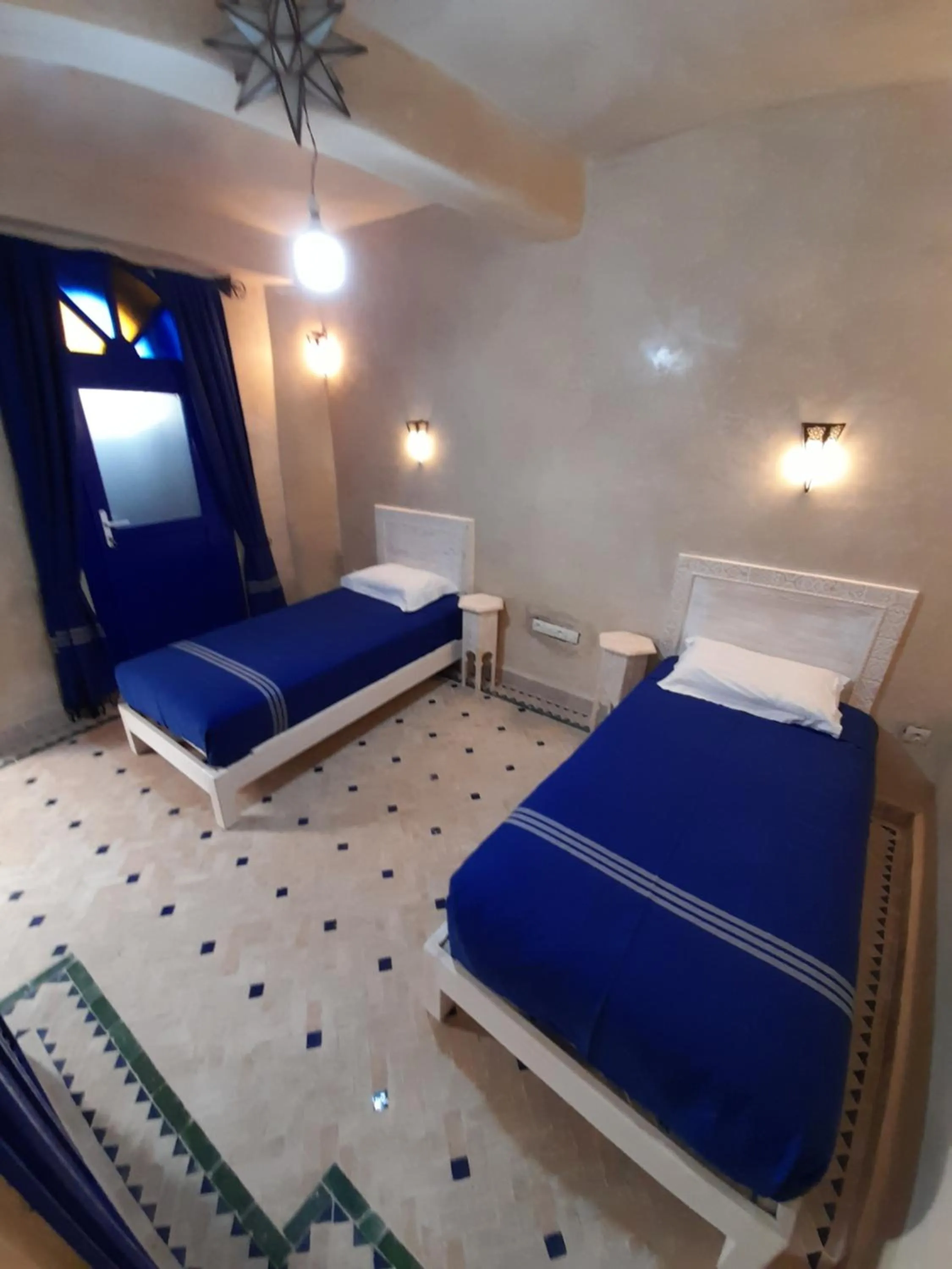 Photo of the whole room, Bed in Dar Al Bahar