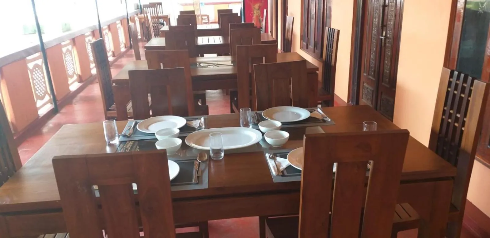 Thisha Hotel & Restaurant