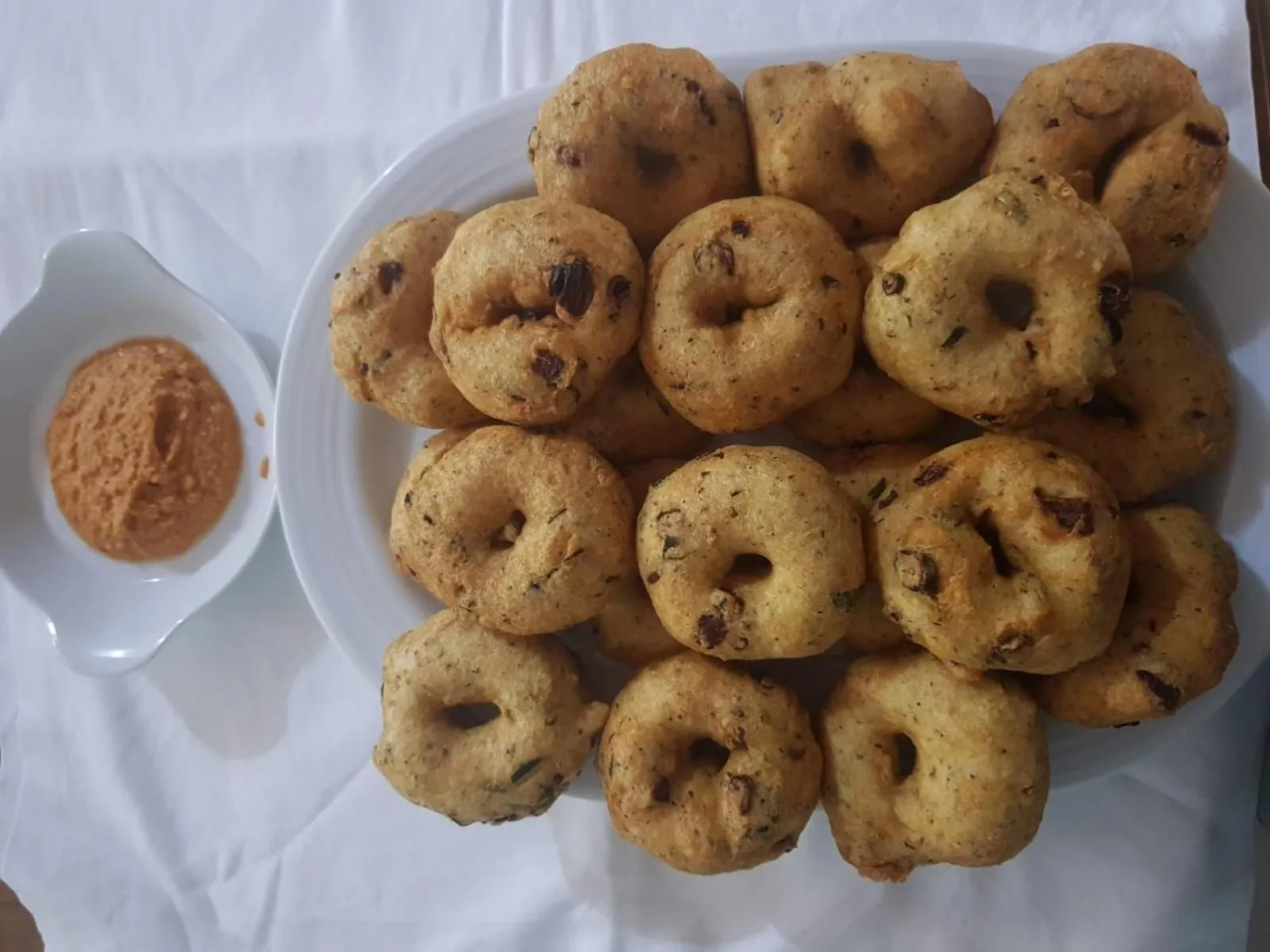 Restaurant/places to eat in Thisha Hotel & Restaurant