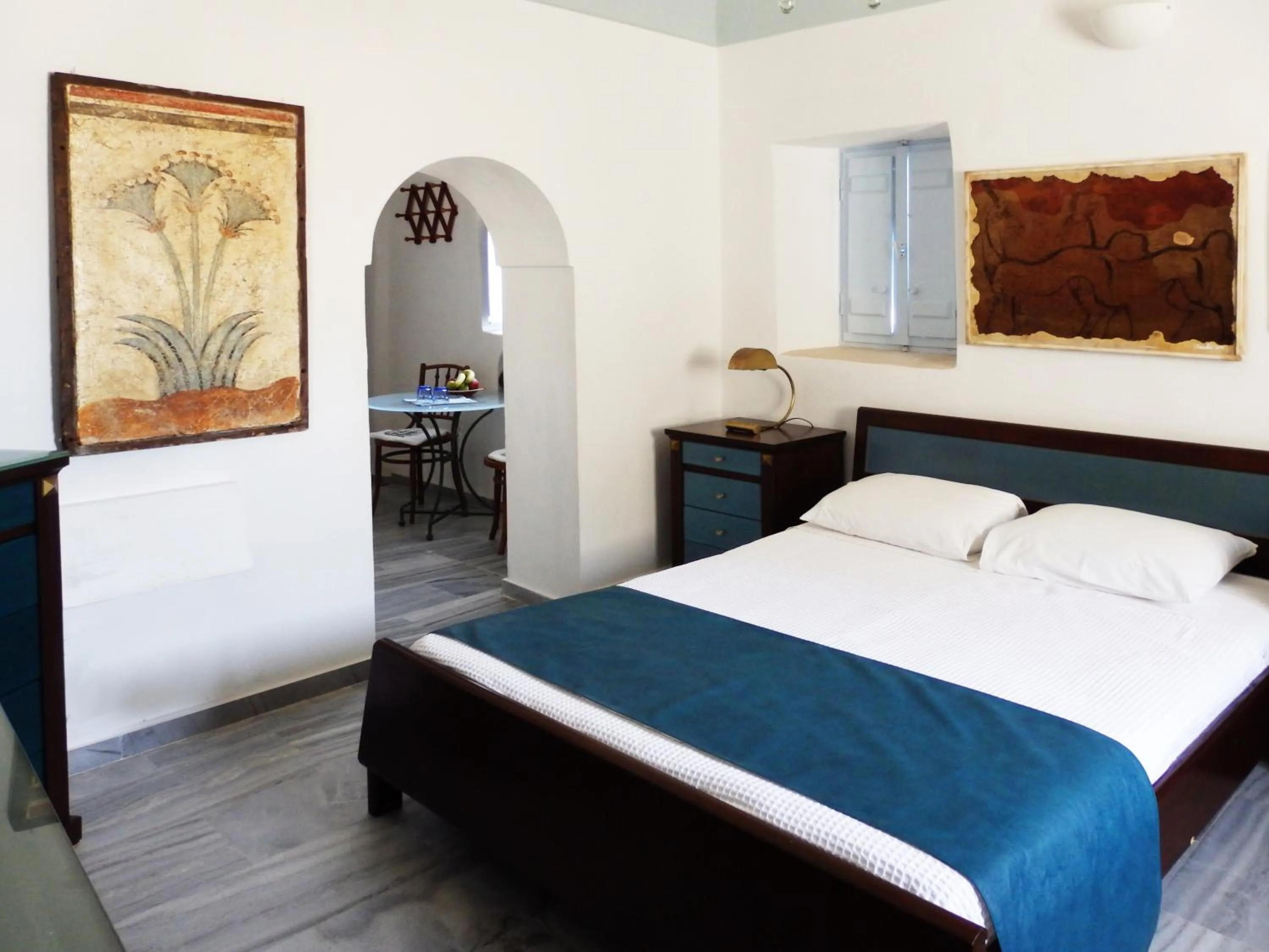 Bedroom in Timedrops Santorini Villas