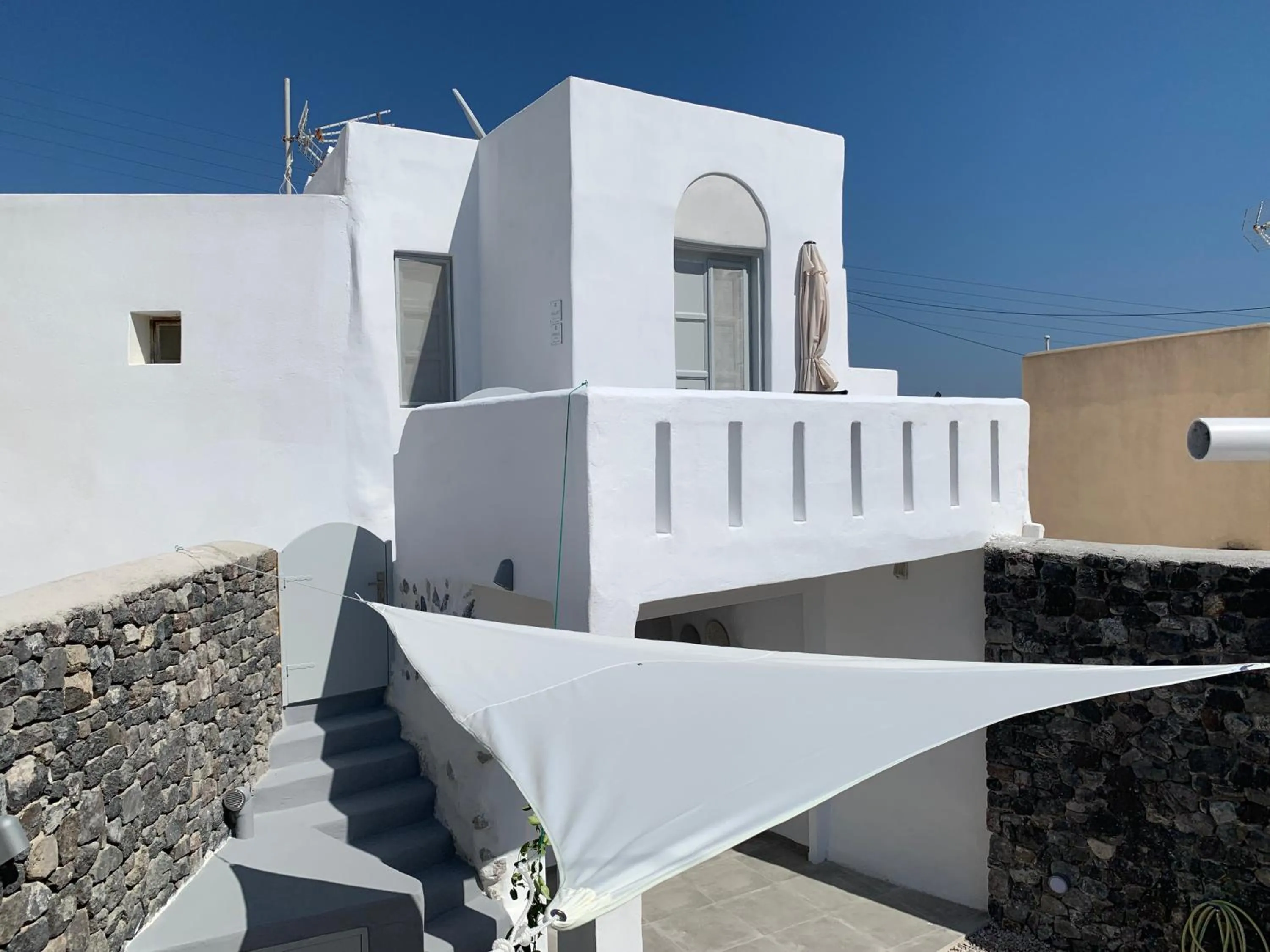 Balcony/Terrace in Timedrops Santorini Villas