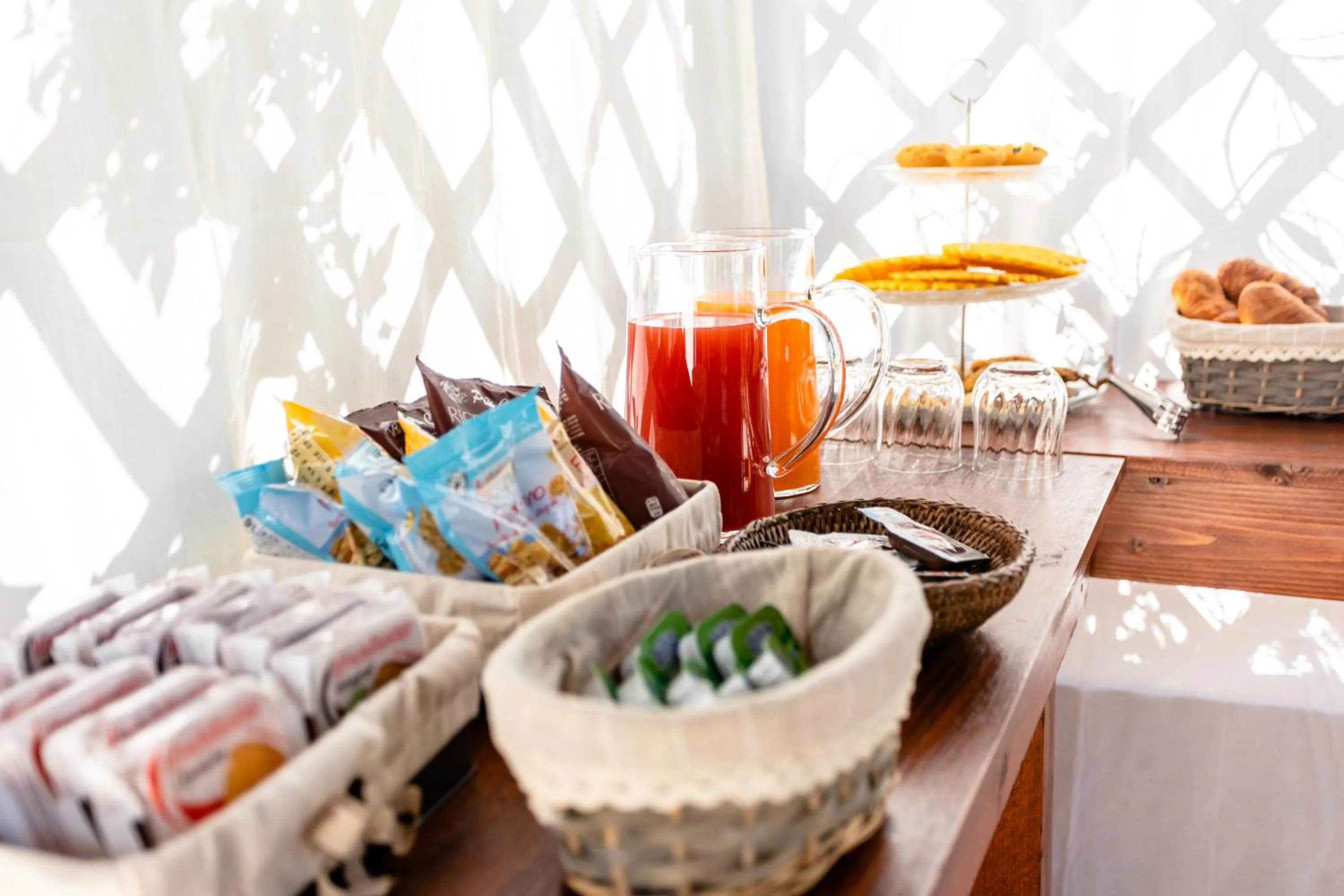 Buffet breakfast in B&B La villetta gialla