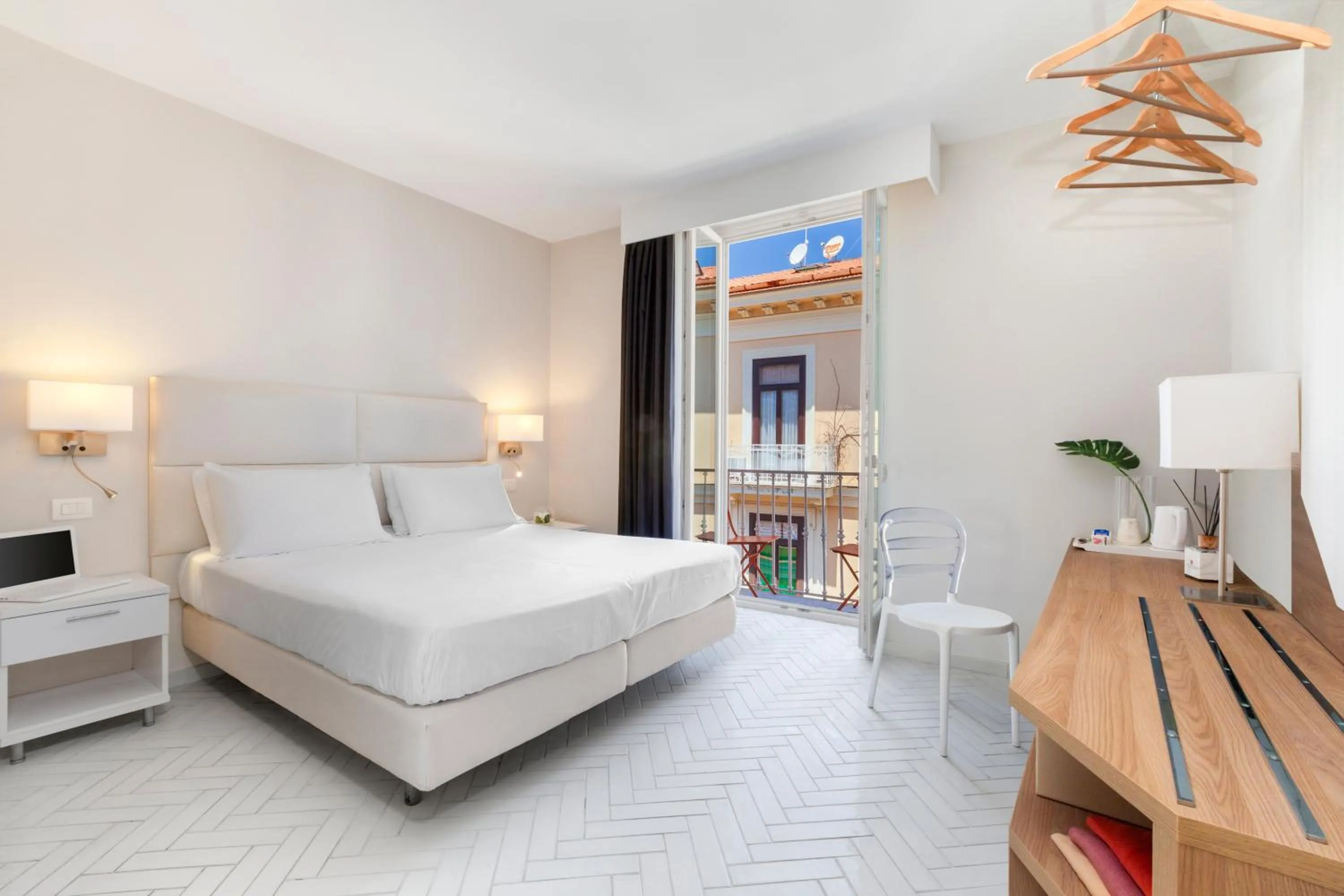 Bedroom, Bed in Palazzo Tasso