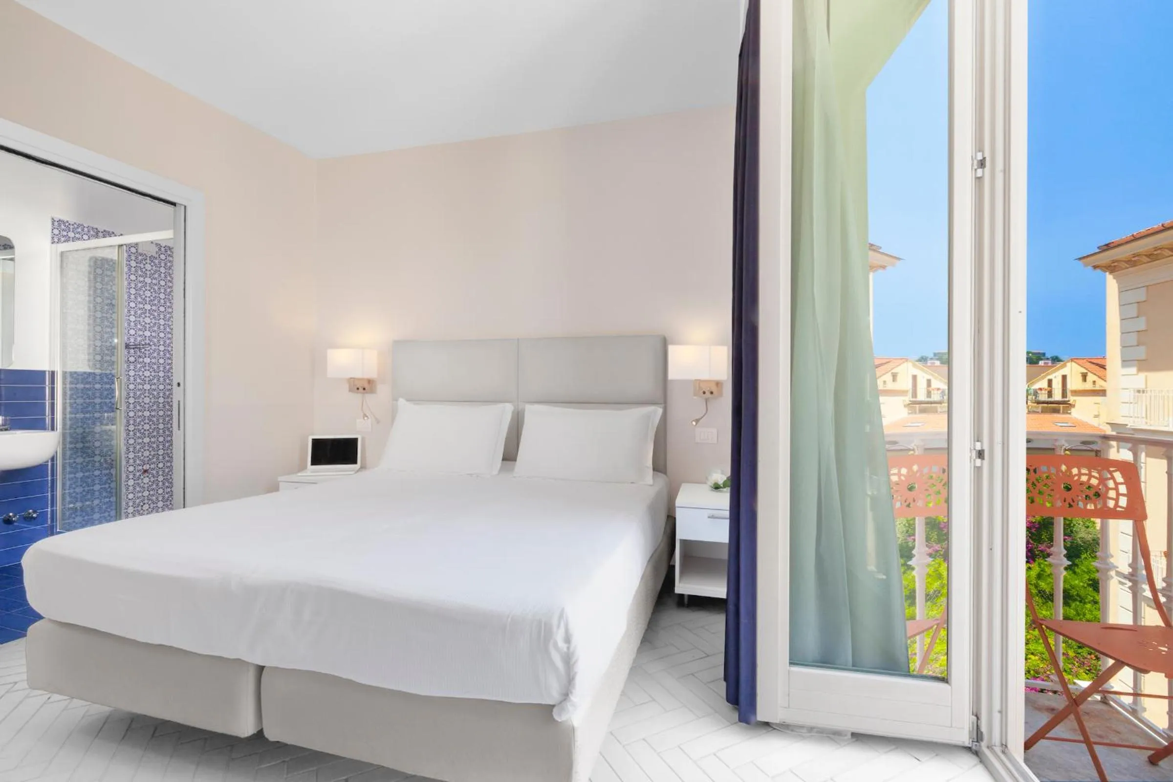 View (from property/room), Bed in Palazzo Tasso