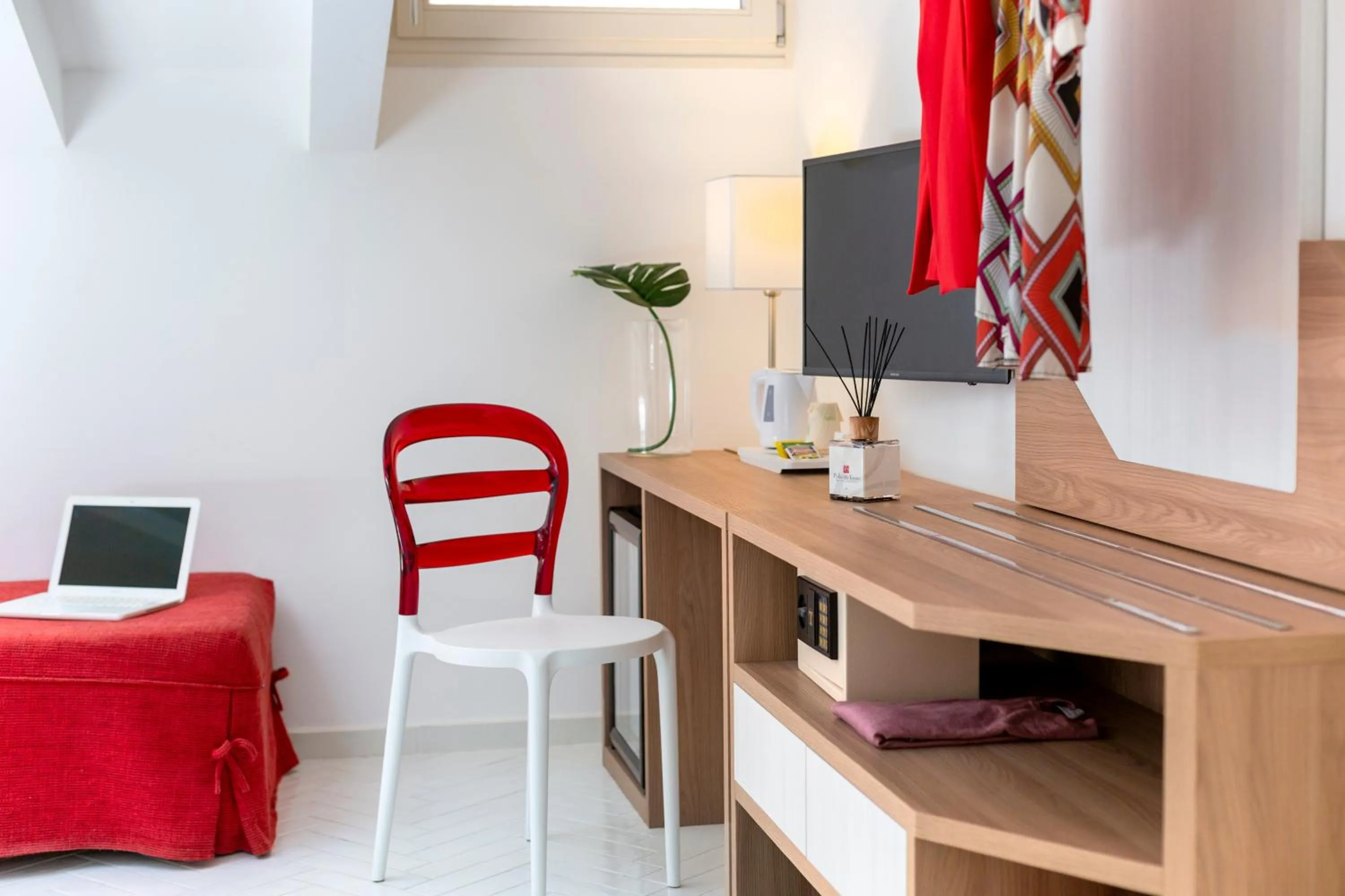 Communal lounge/ TV room in Palazzo Tasso