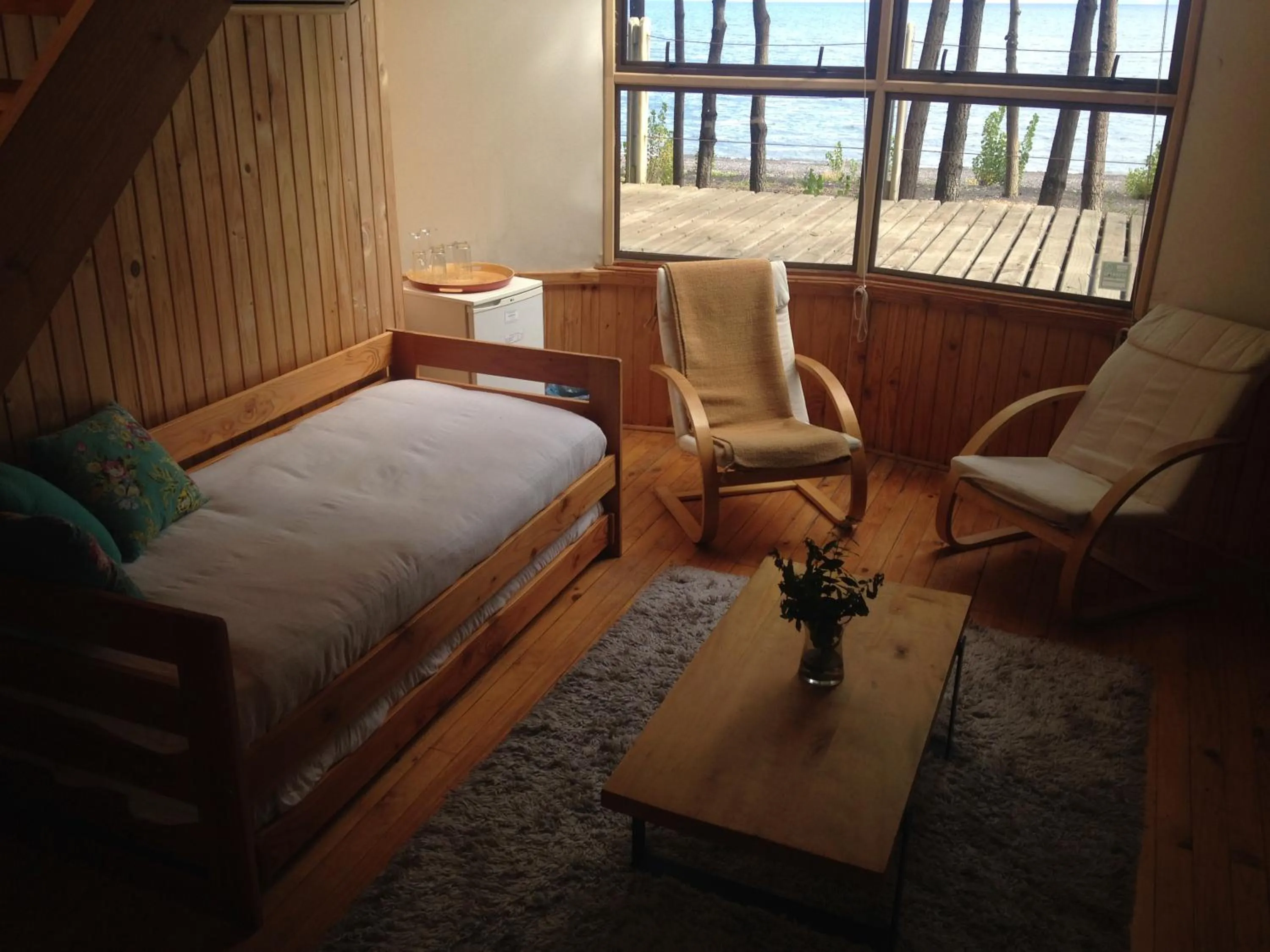 Photo of the whole room, Bed in Magma Lodge, Pucon