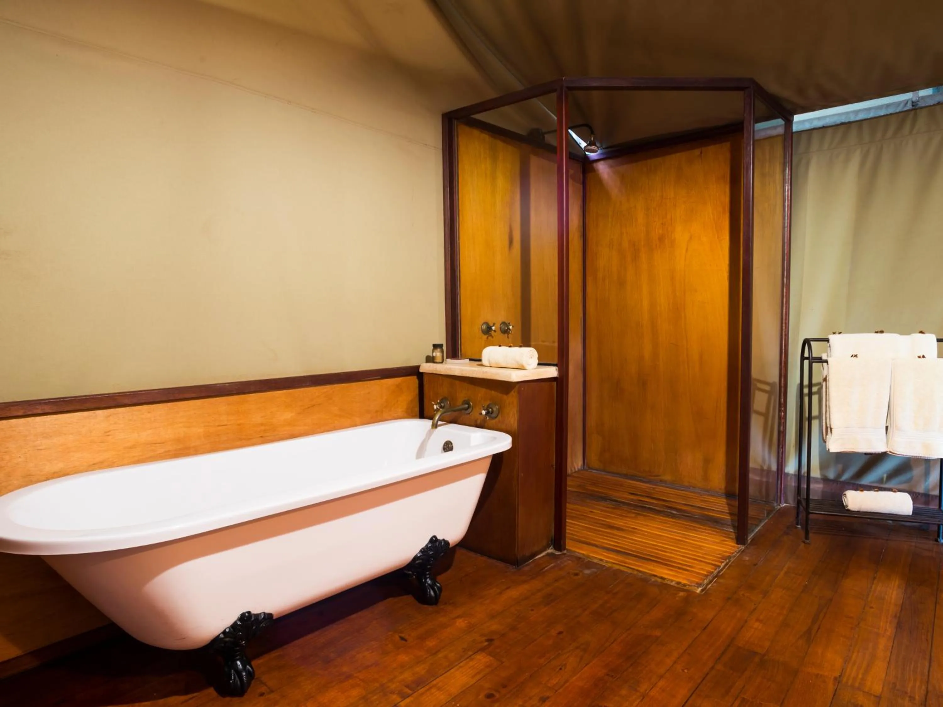 Shower in aha Thakadu River Camp