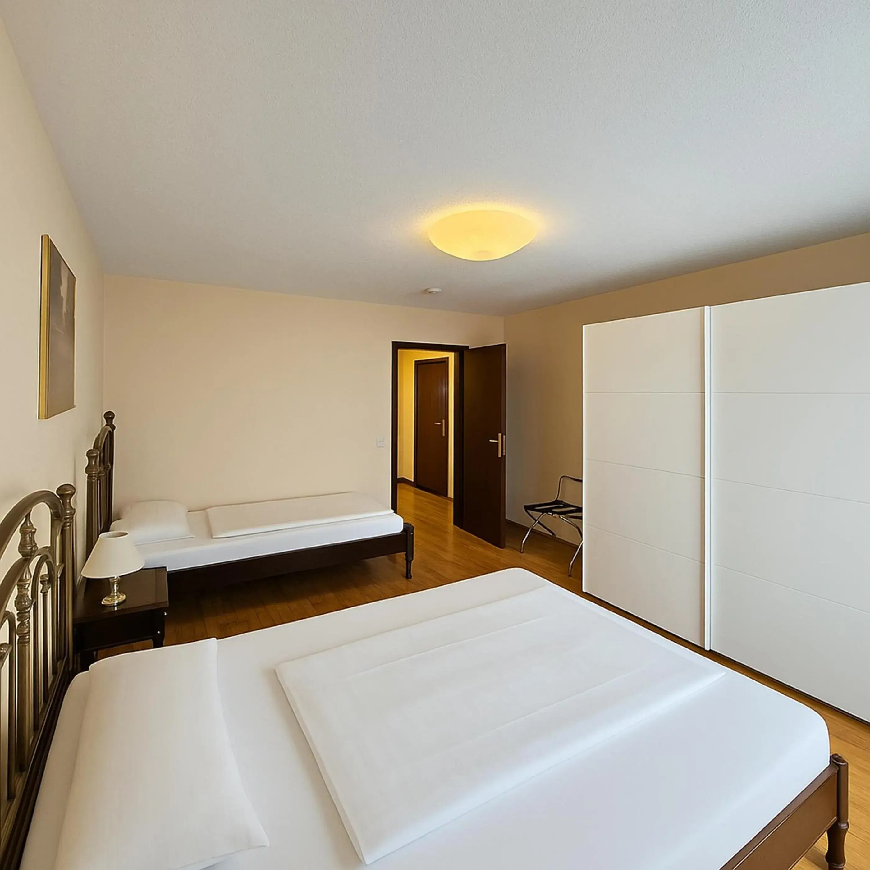 Two-Bedroom Apartment in Apartments Atomis Hotel Düsseldorf City Two-Bedroom Apartment in Apartments Atomis Hotel Düsseldorf City