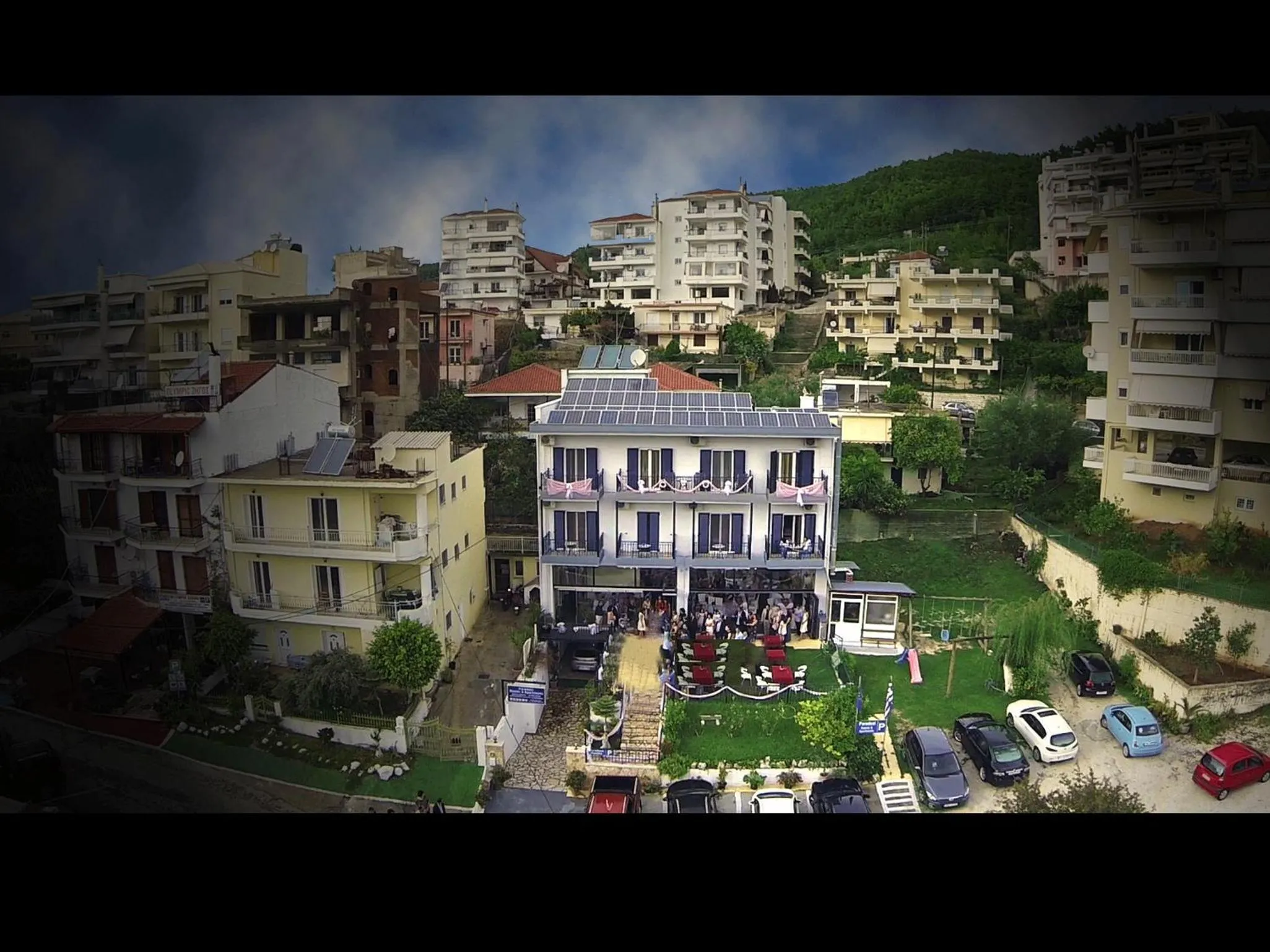 Spring in Paradosi Rooms