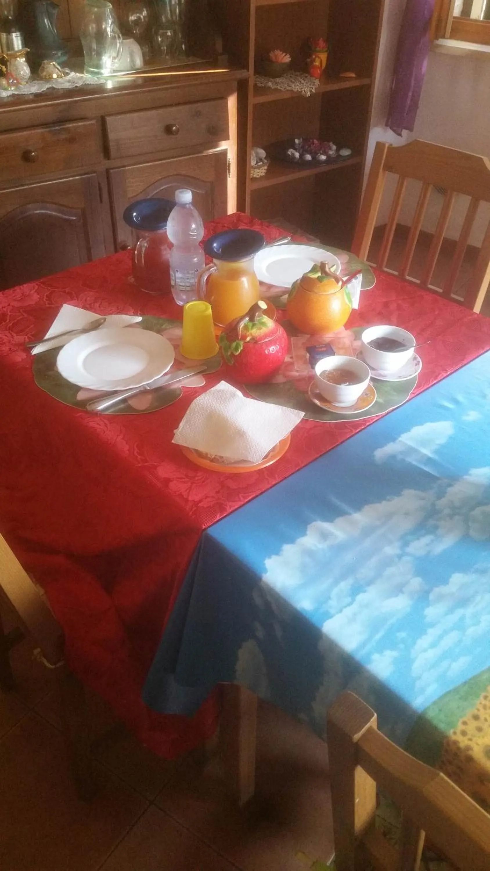 Communal kitchen in Antico Borgo di Torri