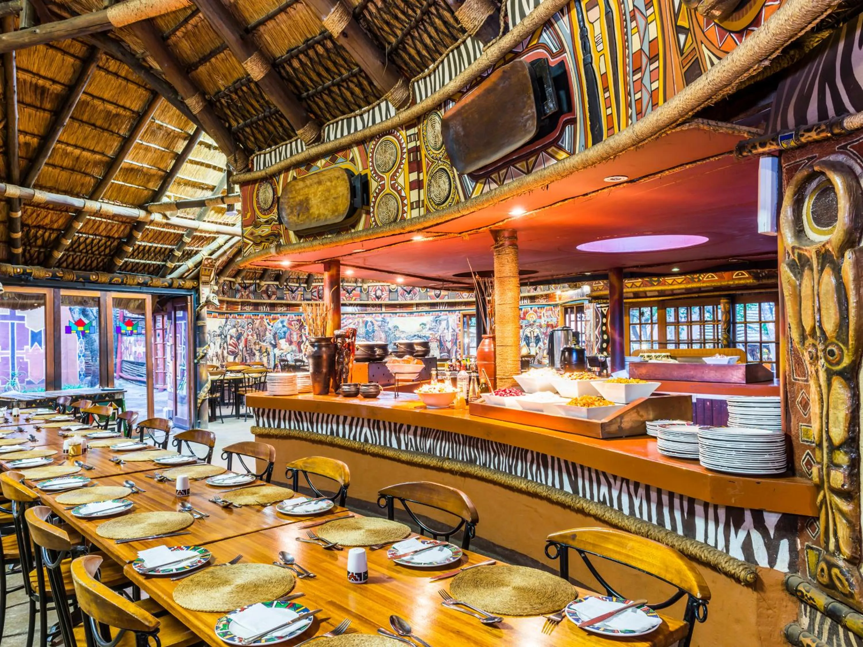 Restaurant/places to eat in aha Lesedi African Lodge & Cultural Village