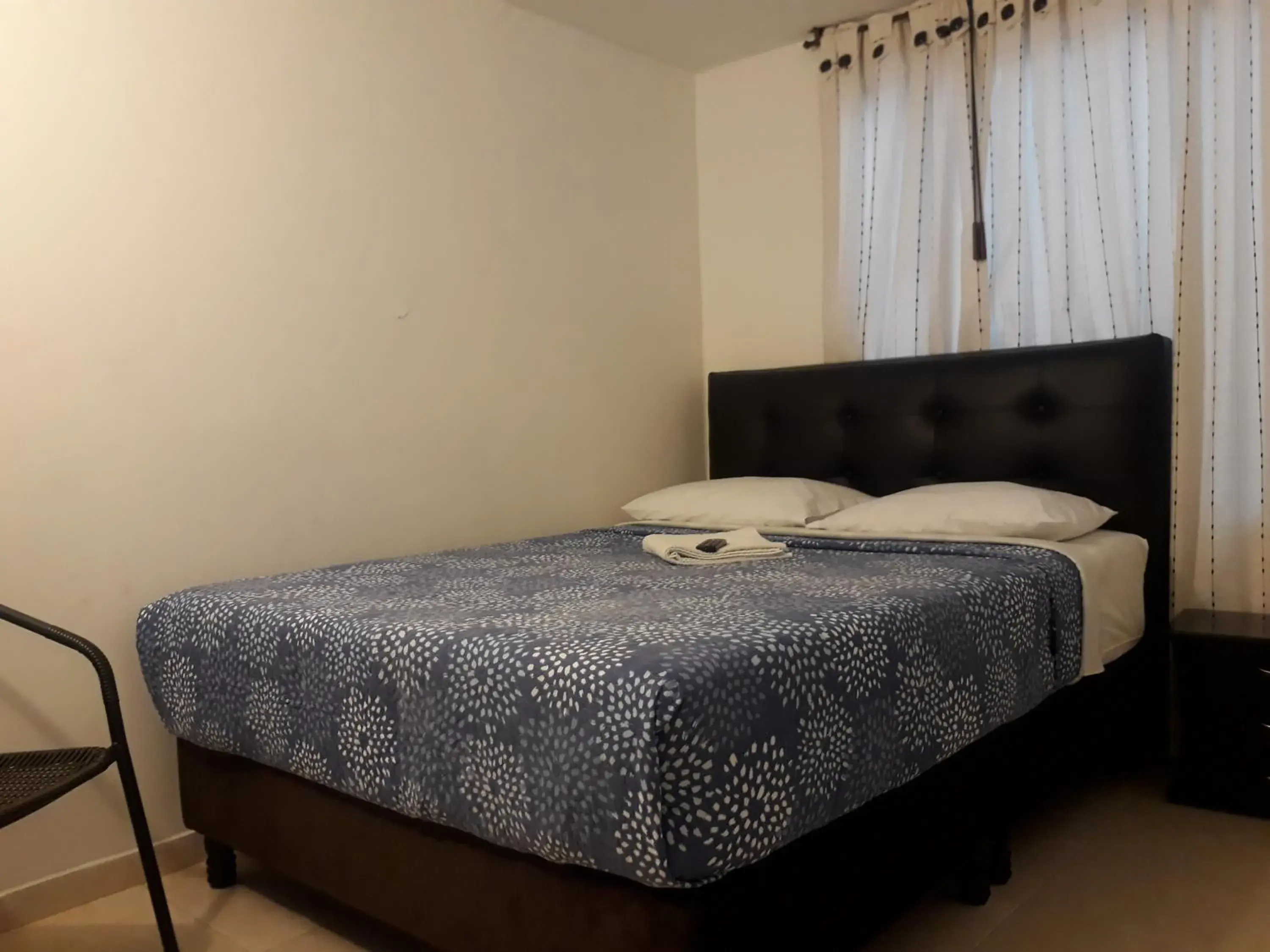Double Room - single occupancy in Aparta Hotel Victoria In Double Room - single occupancy in Aparta Hotel Victoria In