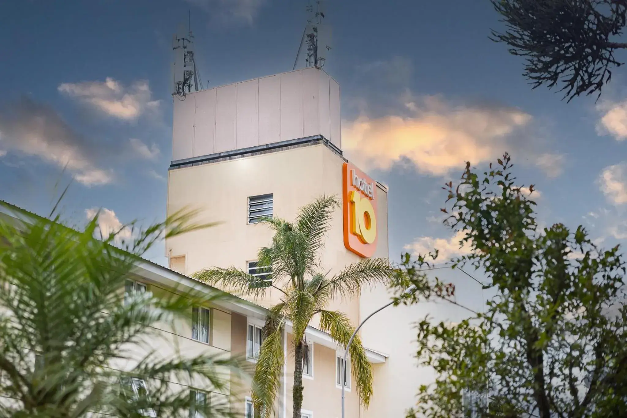 Property building in Hotel 10 Curitiba Property building in Hotel 10 Curitiba