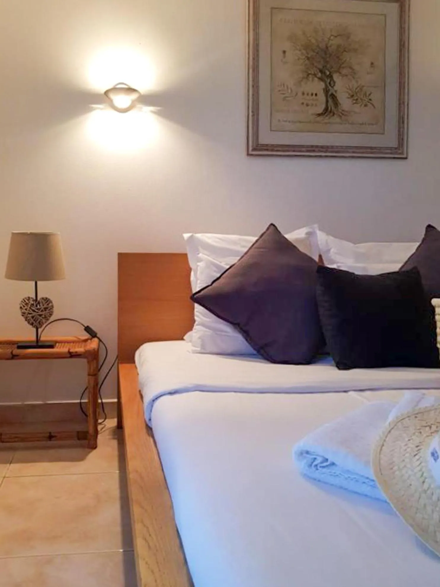 Bed in Hôtel Villa Maya - Golfe de Saint-Tropez