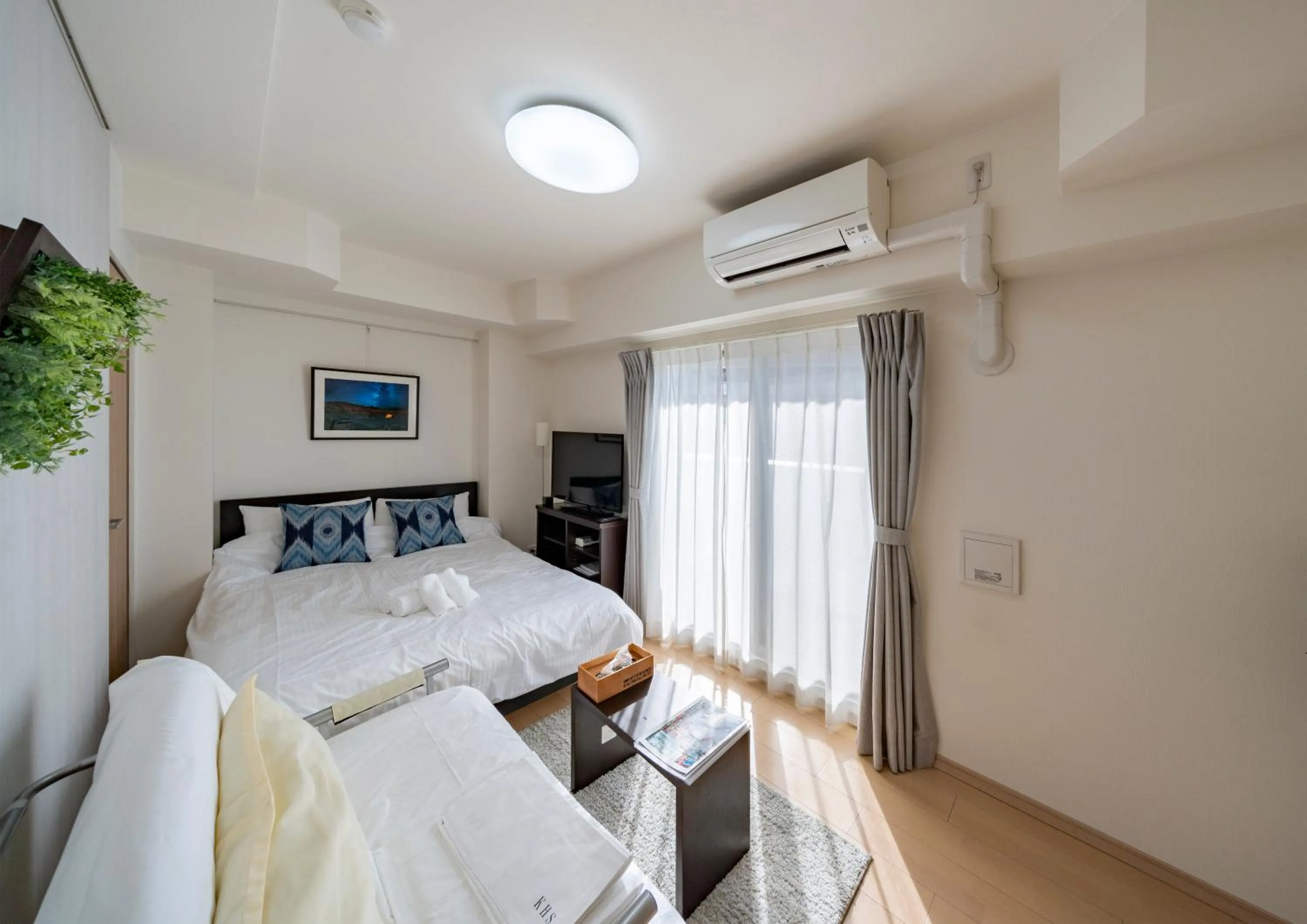 Photo of the whole room, Bed in Meet Me Umeda Nishi