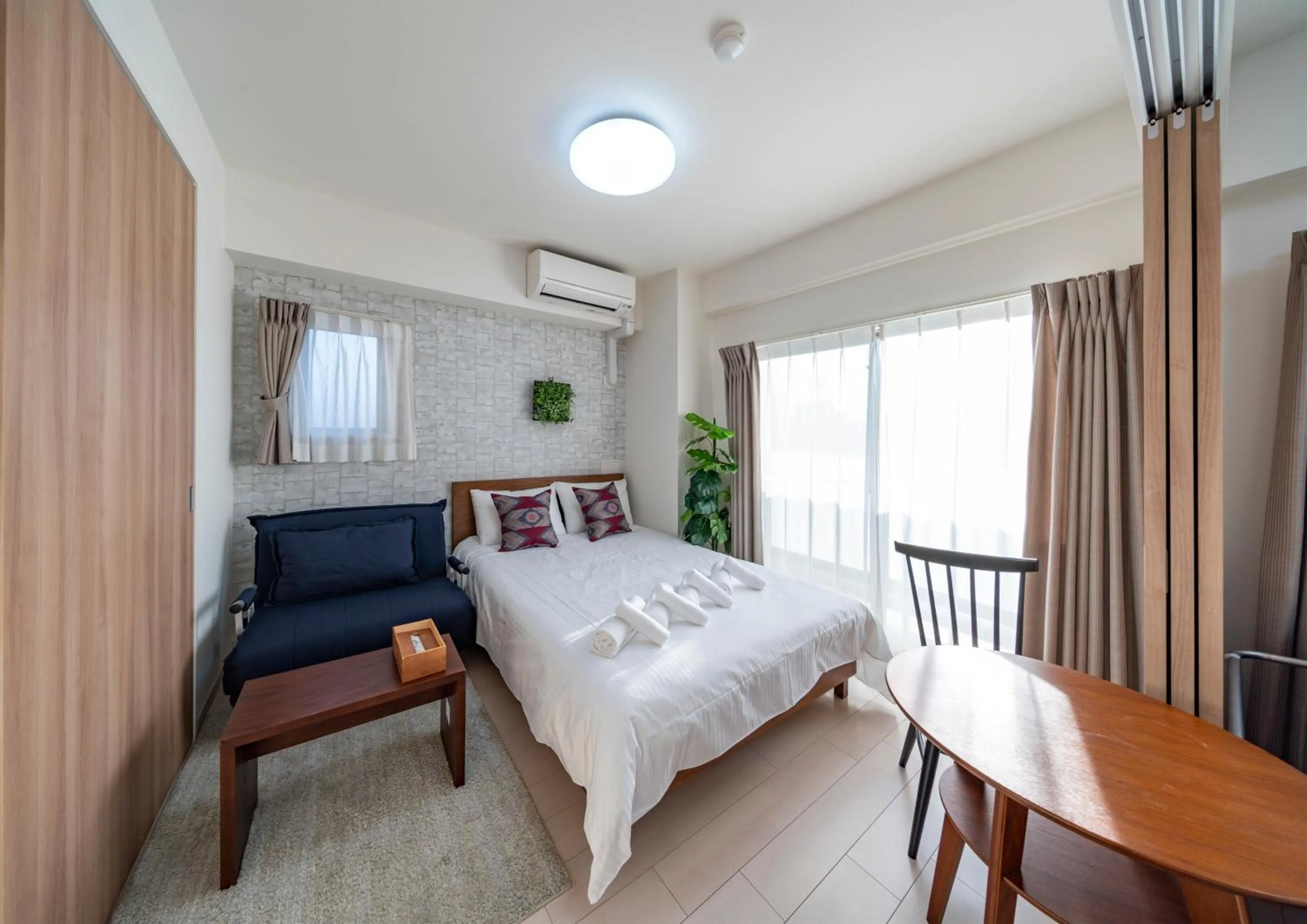 Bed in Meet Me Umeda Nishi