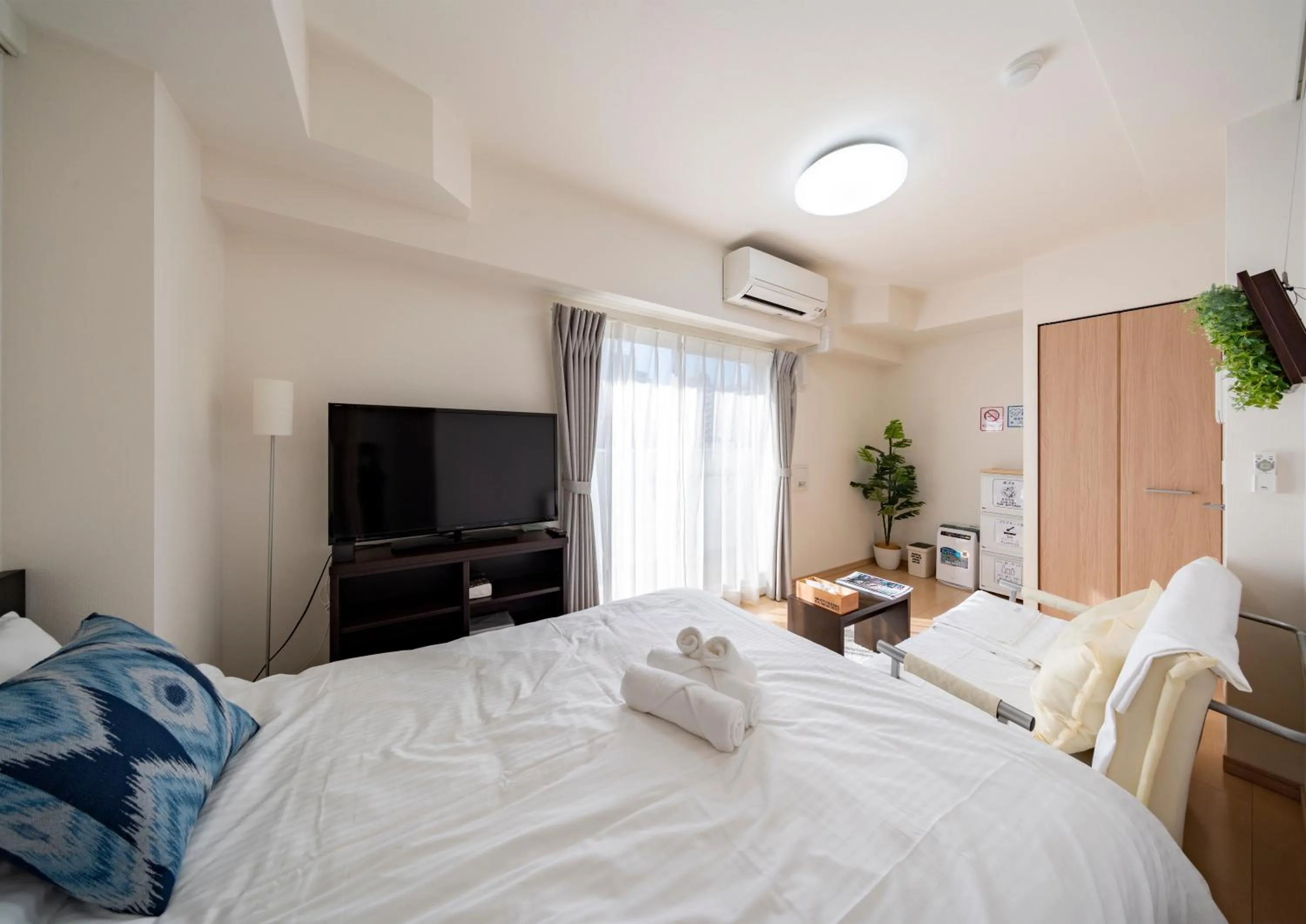 TV and multimedia, Bed in Meet Me Umeda Nishi