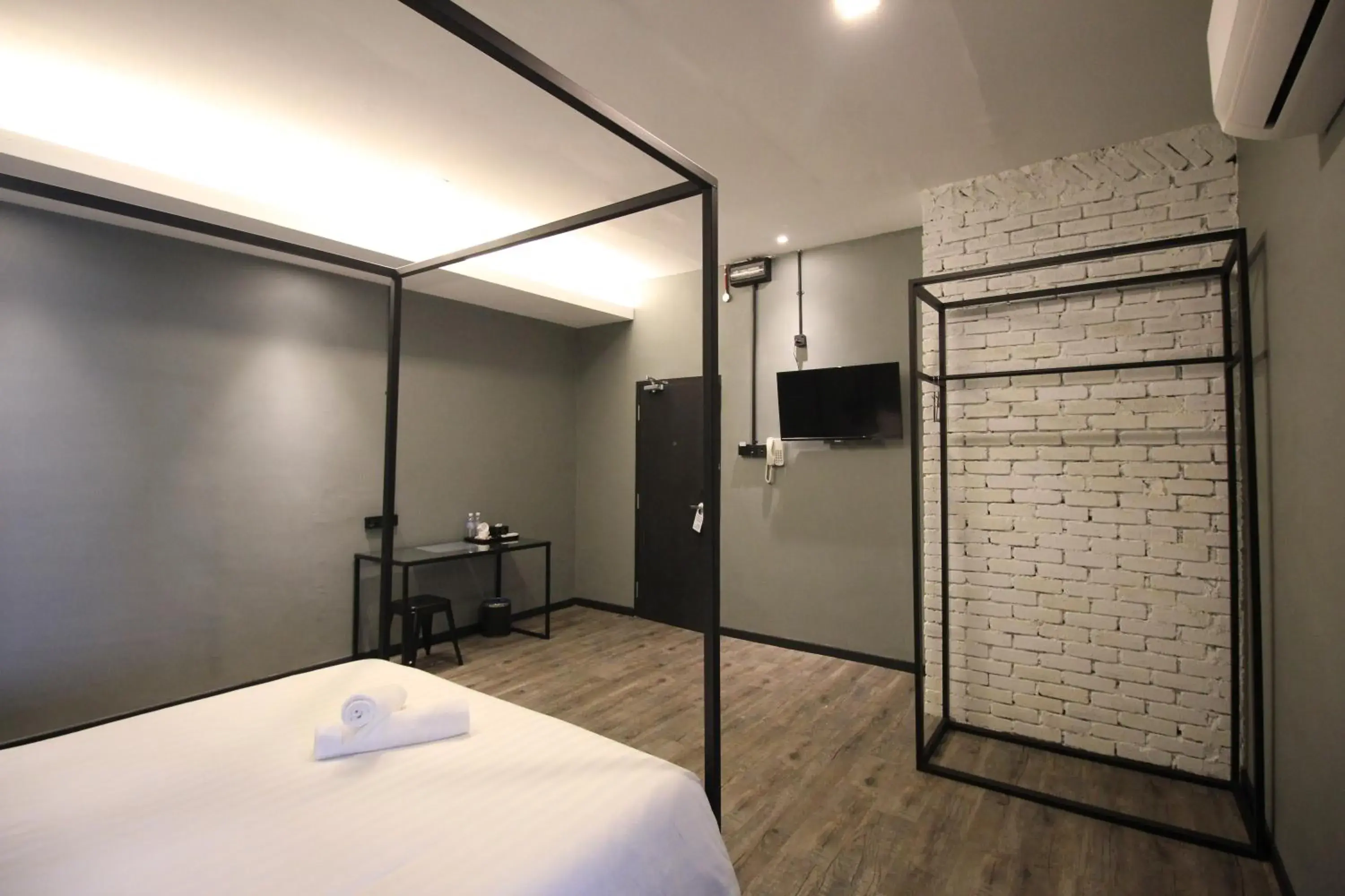 Deluxe Double Room in 68 Boutique Hotel Deluxe Double Room in 68 Boutique Hotel