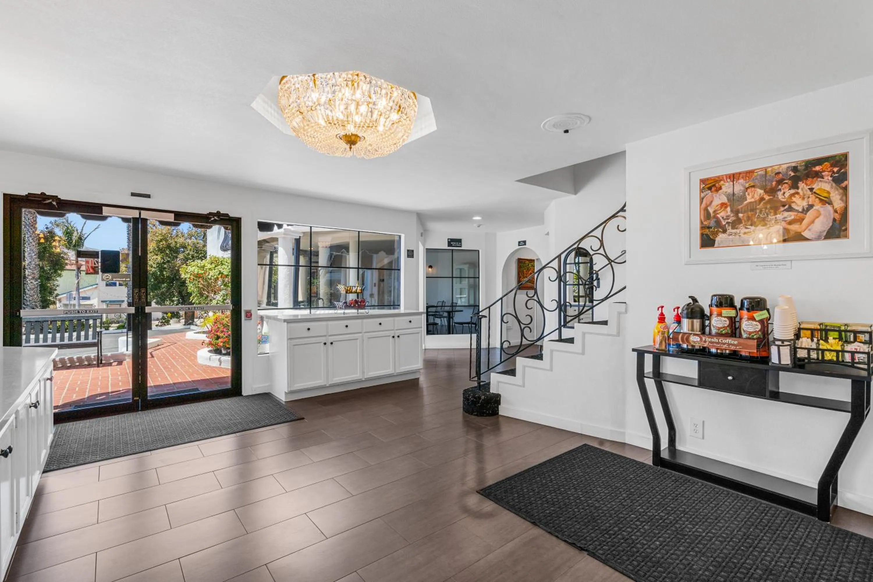 Breakfast in Masterpiece Hotel