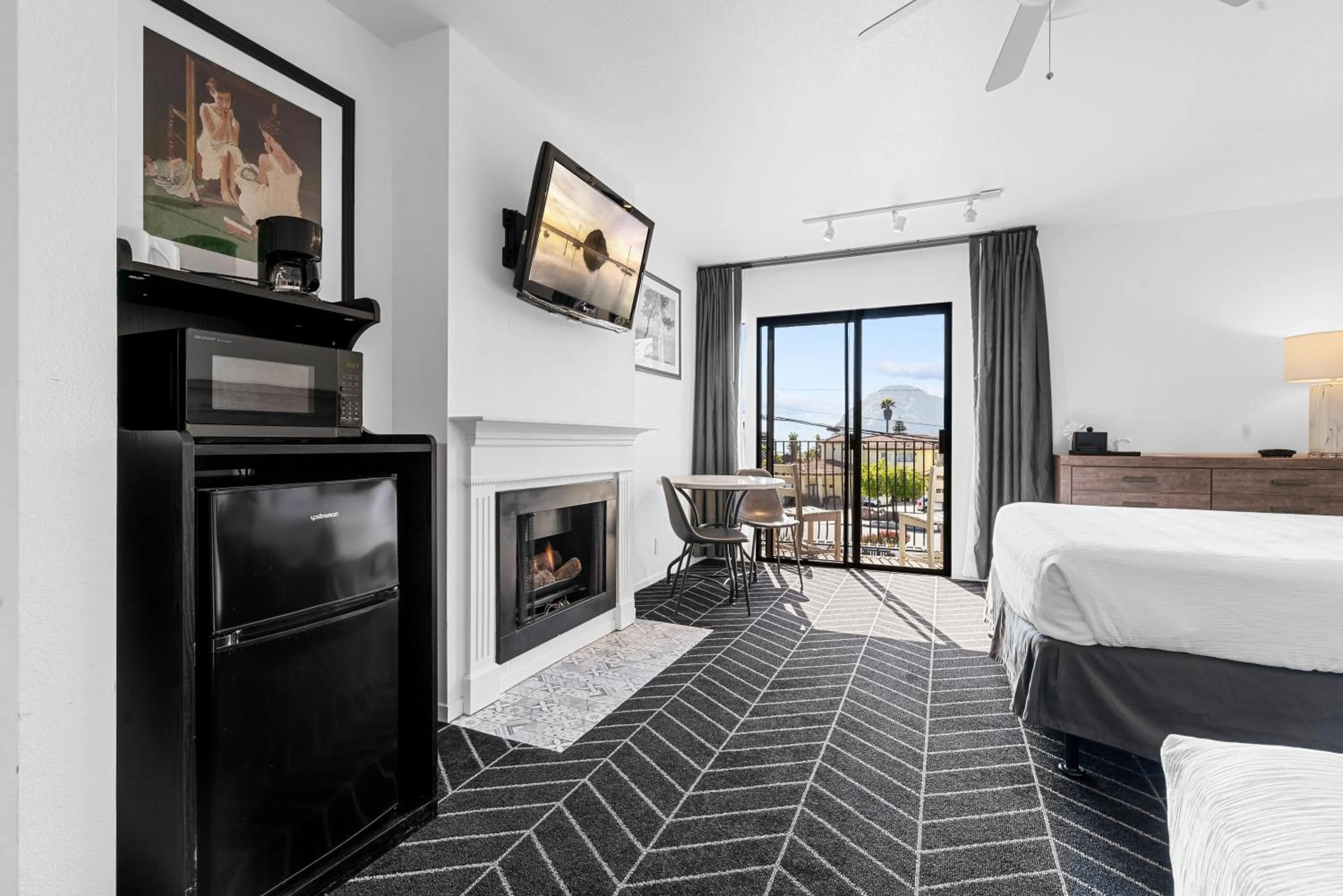 Bedroom, Bed in Masterpiece Hotel