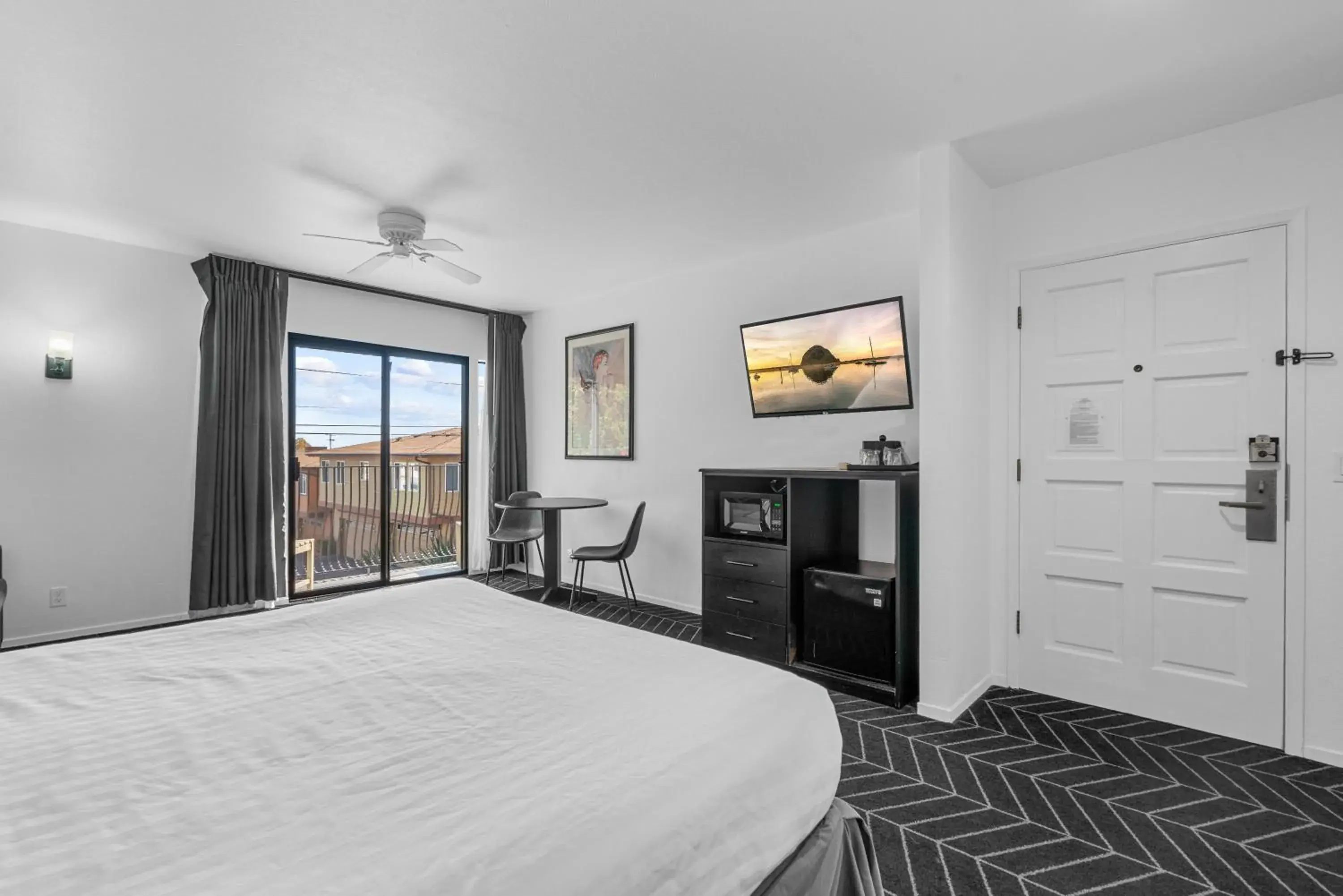 Deluxe Room 2 Queen Beds Fireplace and Balcony Non Smoking in Masterpiece Hotel Deluxe Room 2 Queen Beds Fireplace and Balcony Non Smoking in Masterpiece Hotel