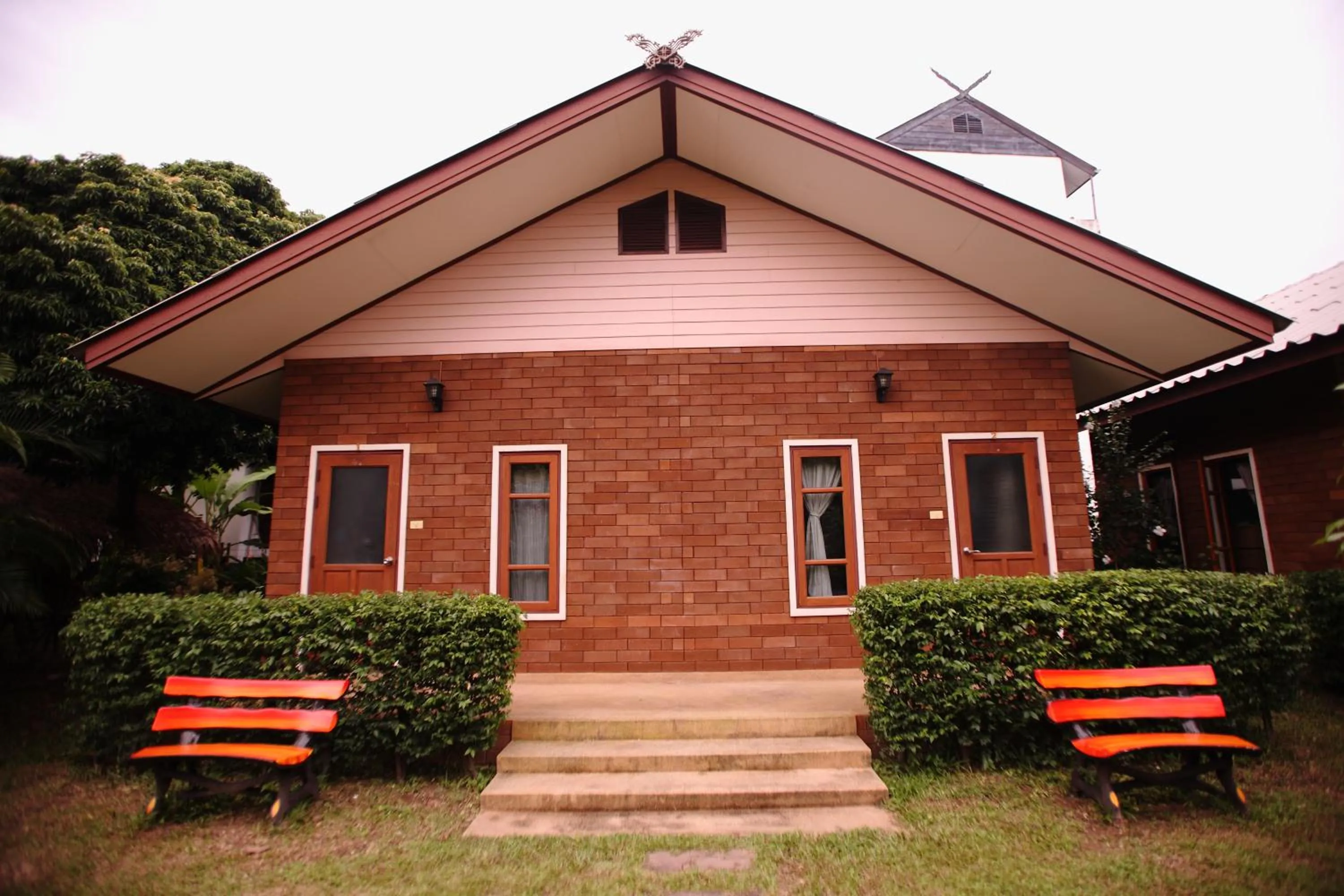 Garden view, Property Building in GongKaew HuenKum Hotel