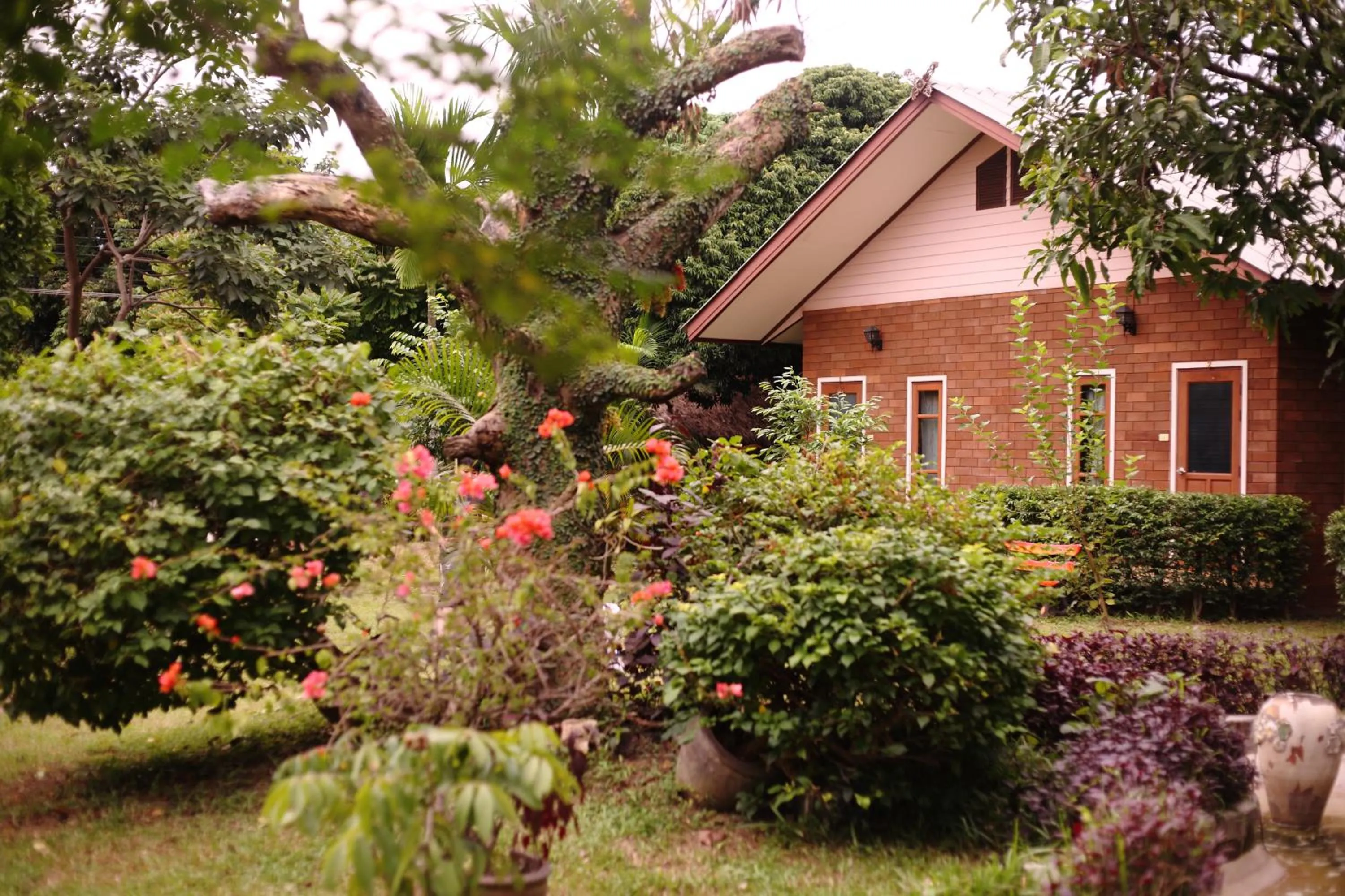 View (from property/room), Property Building in GongKaew HuenKum Hotel