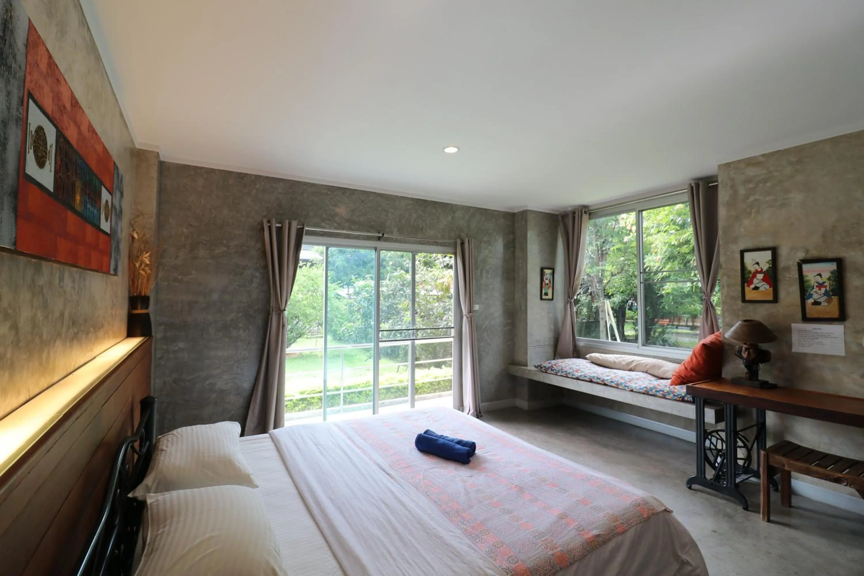 Bathroom in GongKaew HuenKum Hotel