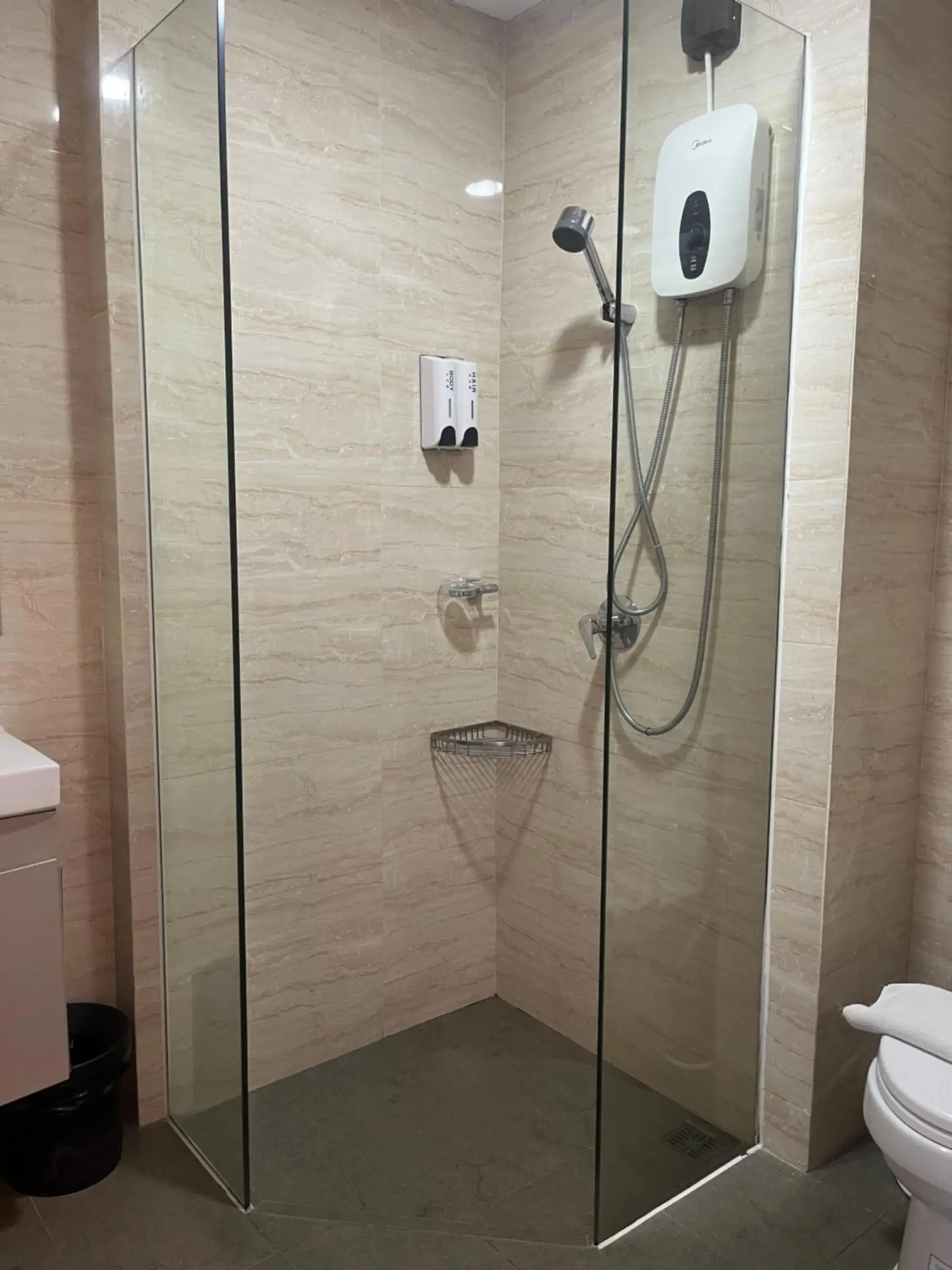 Executive King River View in The Bridge Club Executive King River View in The Bridge Club